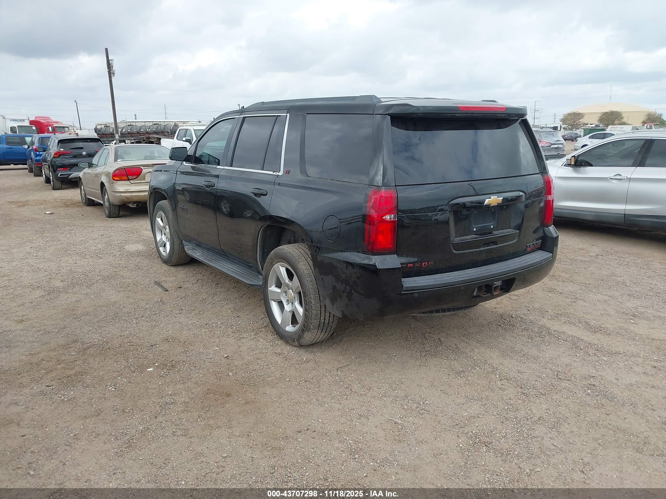 CHEVROLET TAHOE image 3