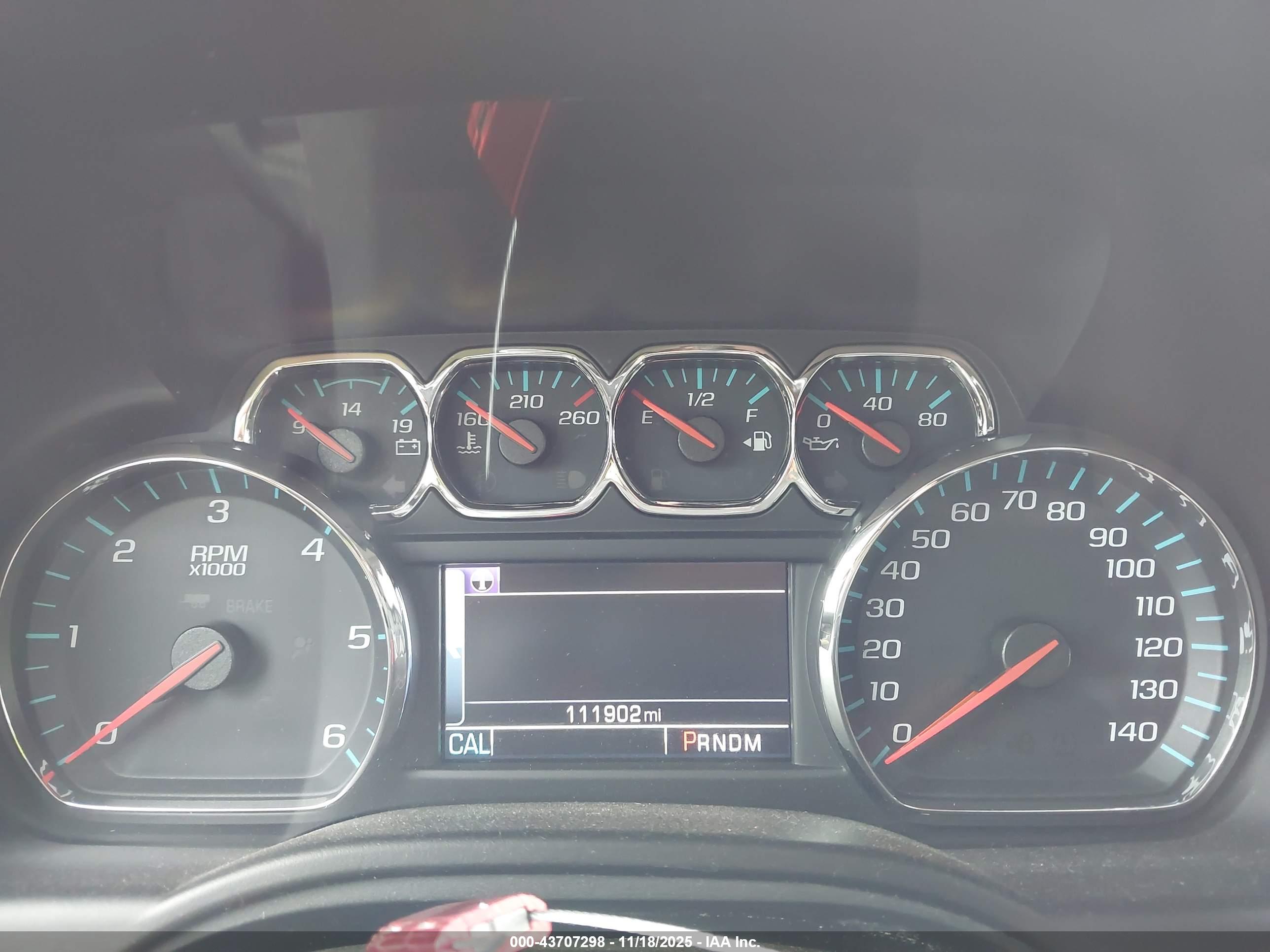 CHEVROLET TAHOE image 7