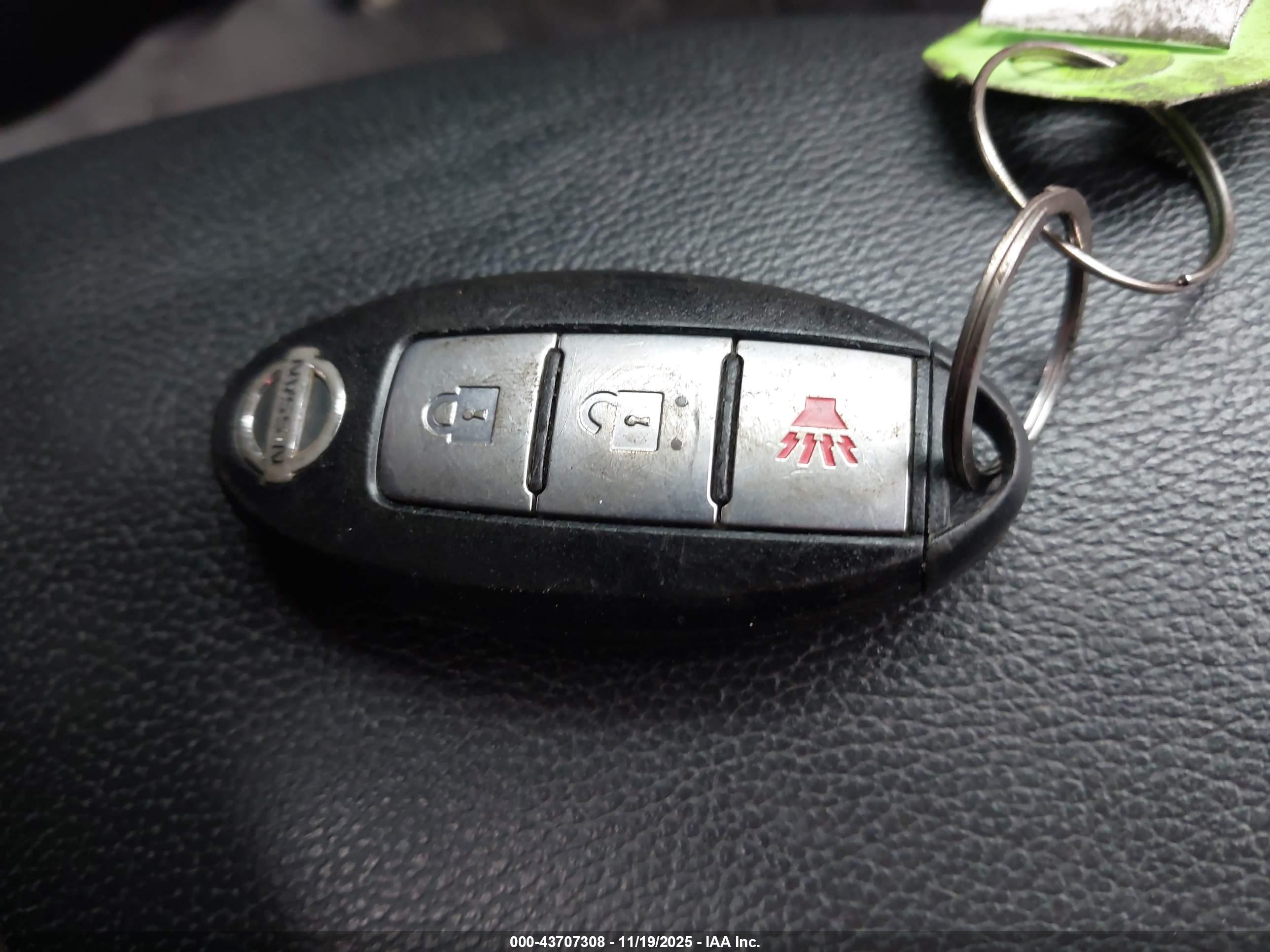 NISSAN JUKE image 11