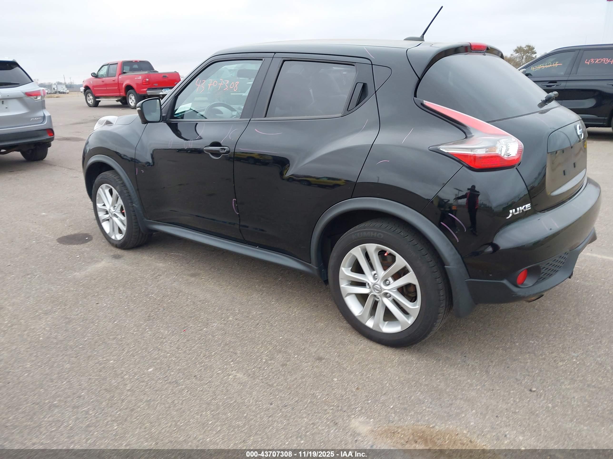 NISSAN JUKE image 3