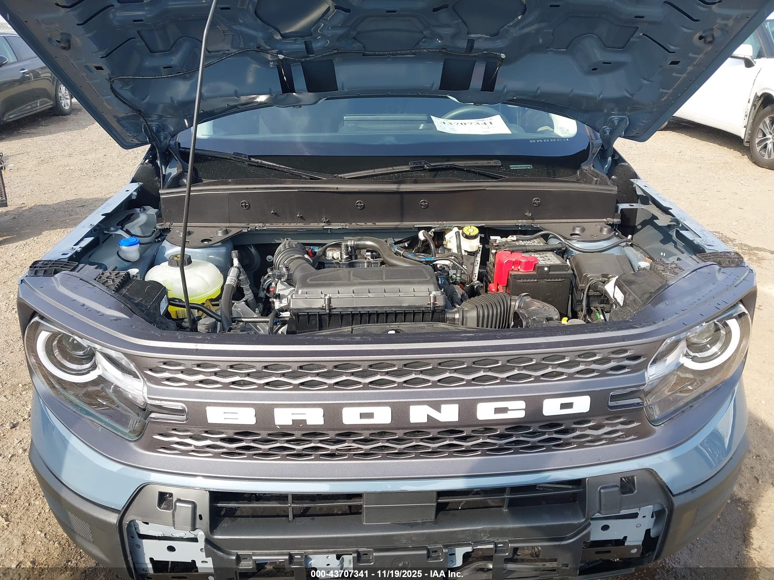 FORD BRONCO image 10