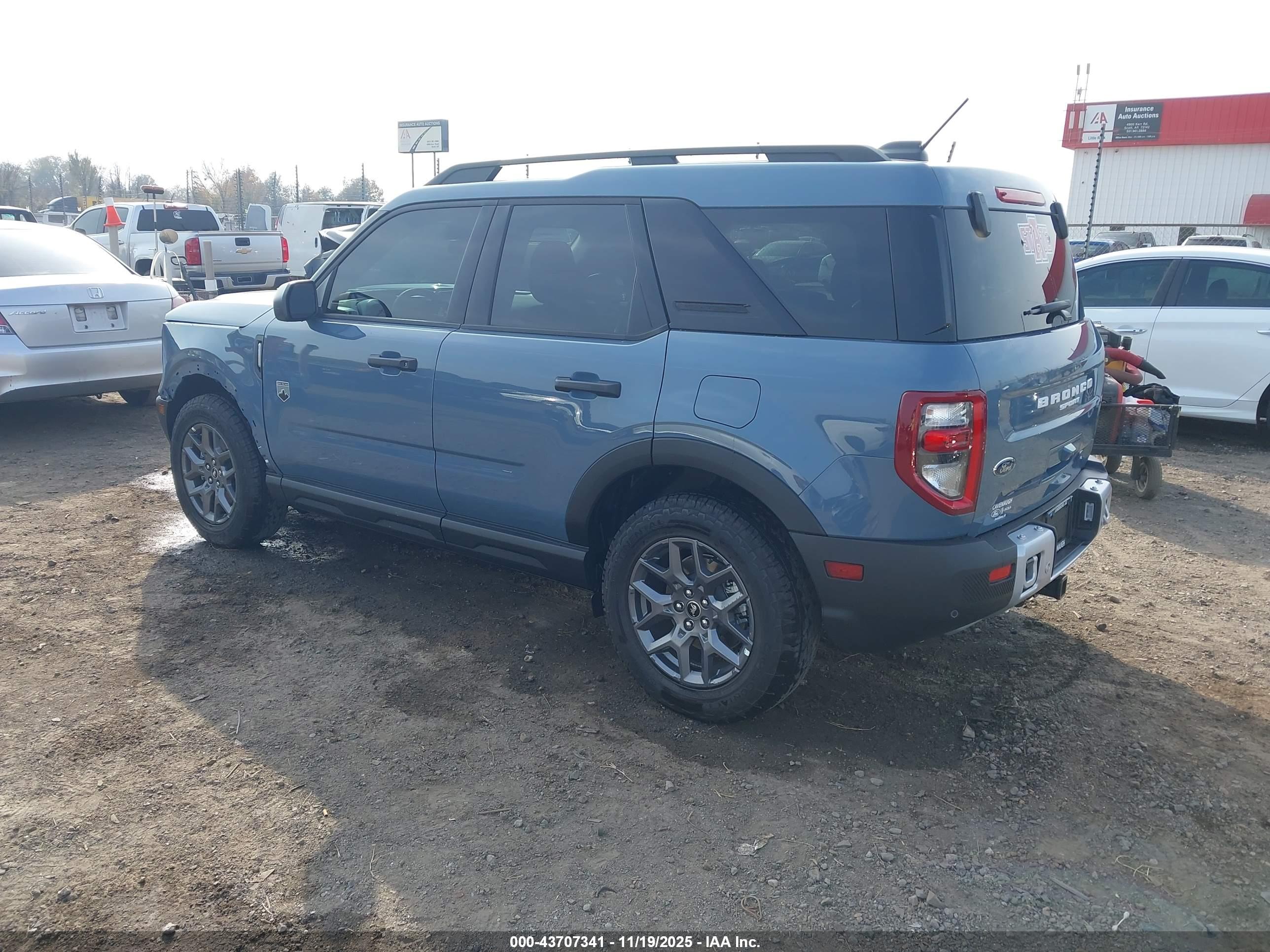 FORD BRONCO image 3