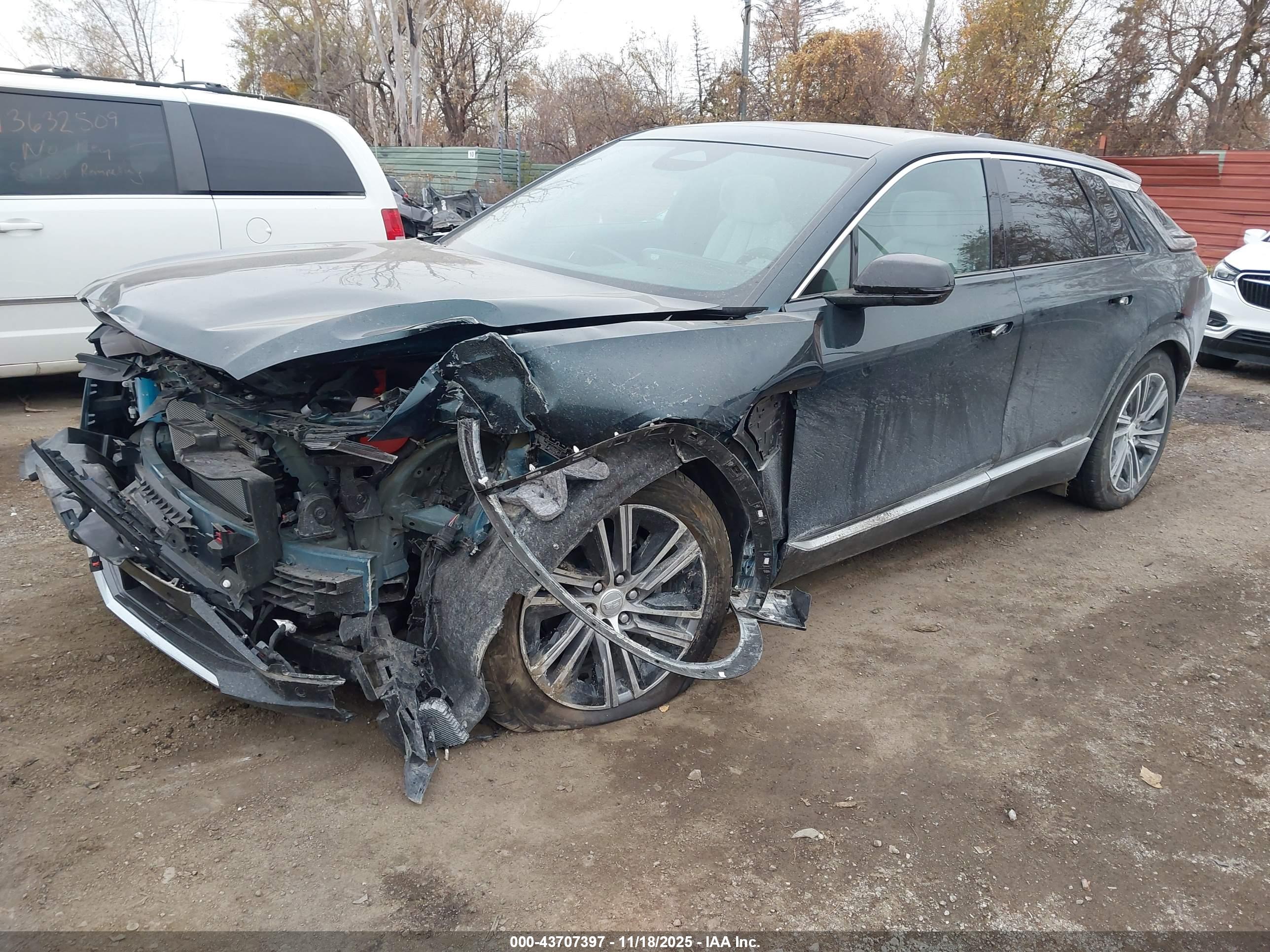 CADILLAC LYRIQ image 2
