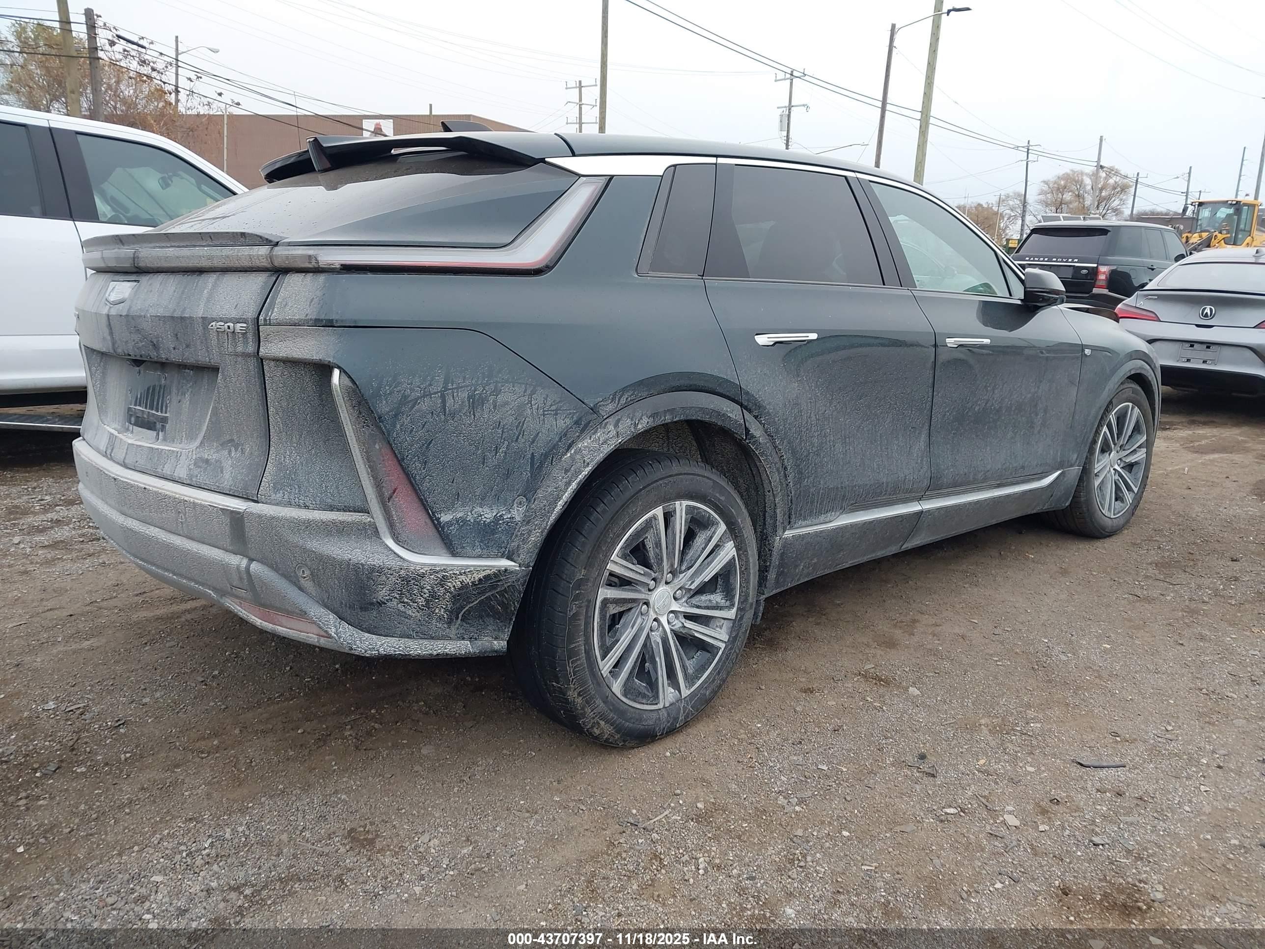 CADILLAC LYRIQ image 4