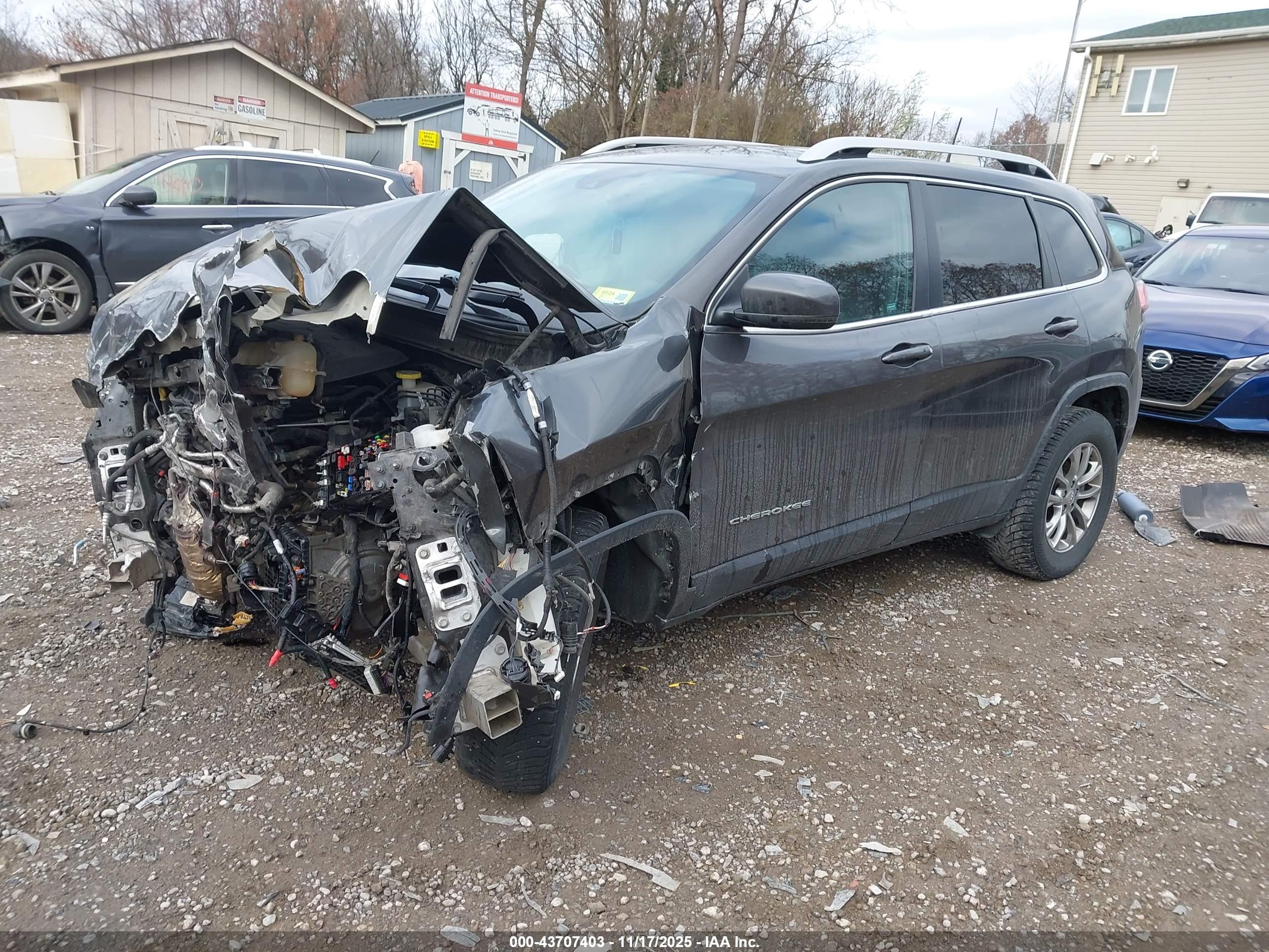 JEEP CHEROKEE image 2