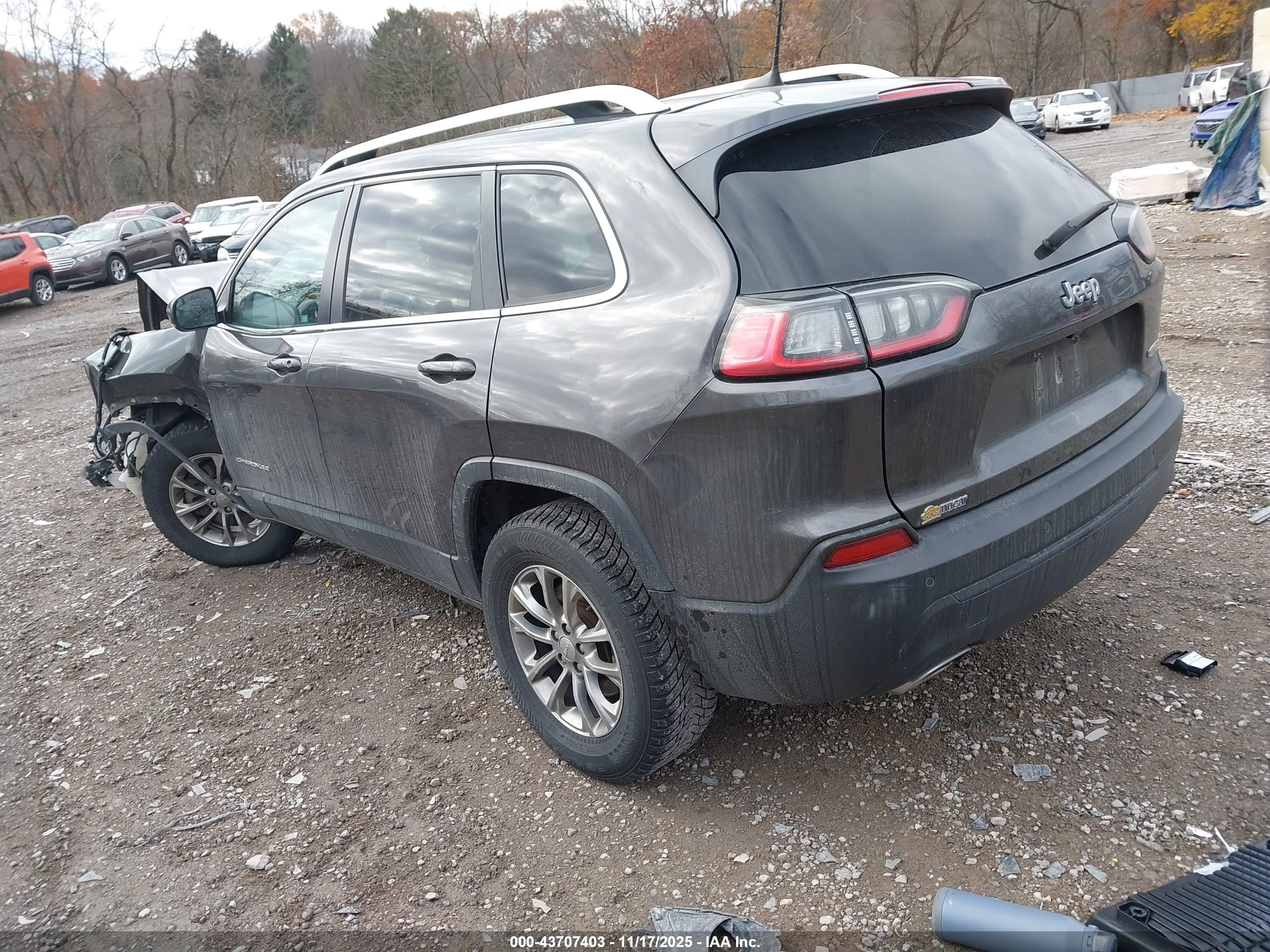 JEEP CHEROKEE image 3