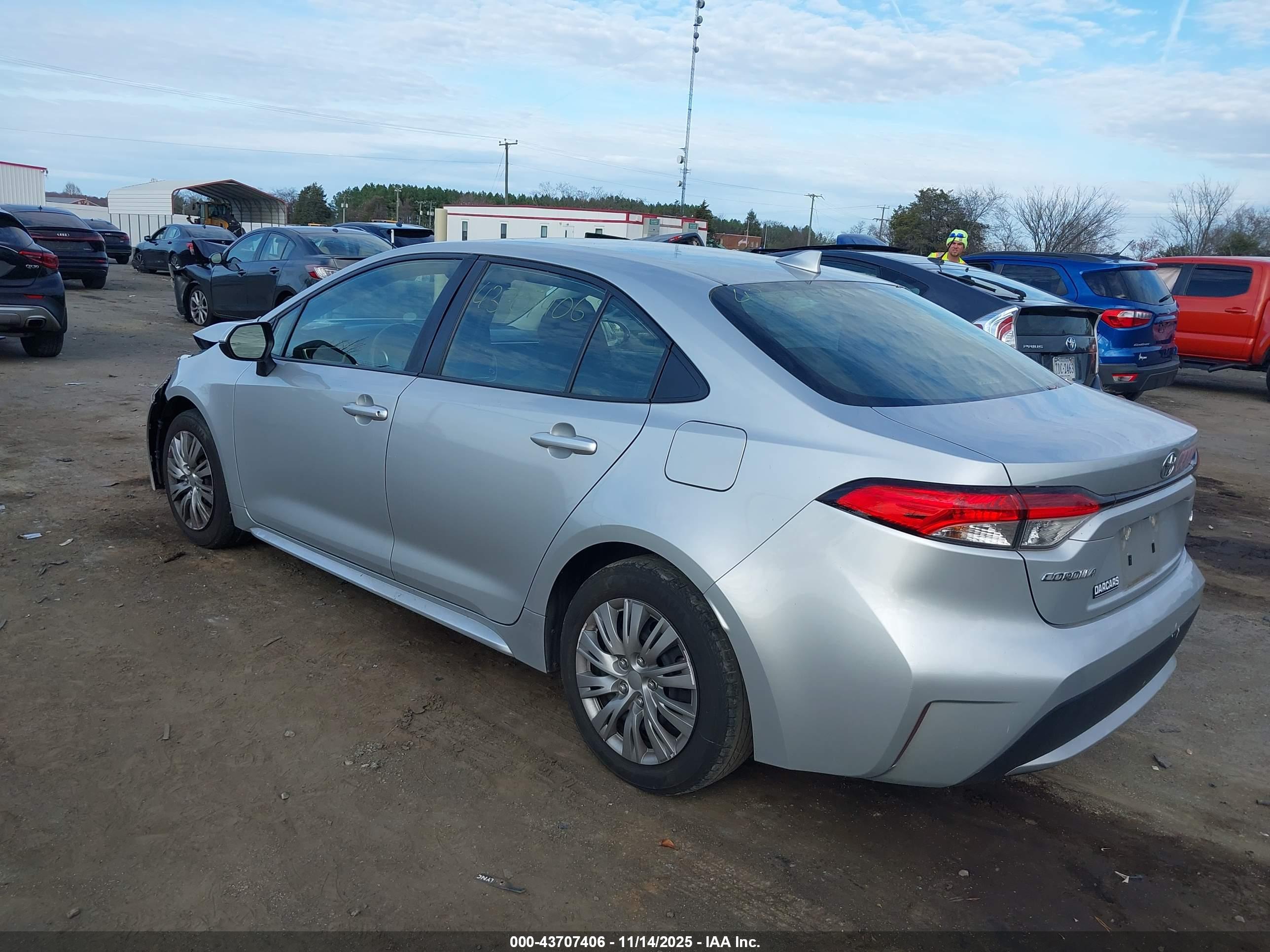 TOYOTA COROLLA image 3