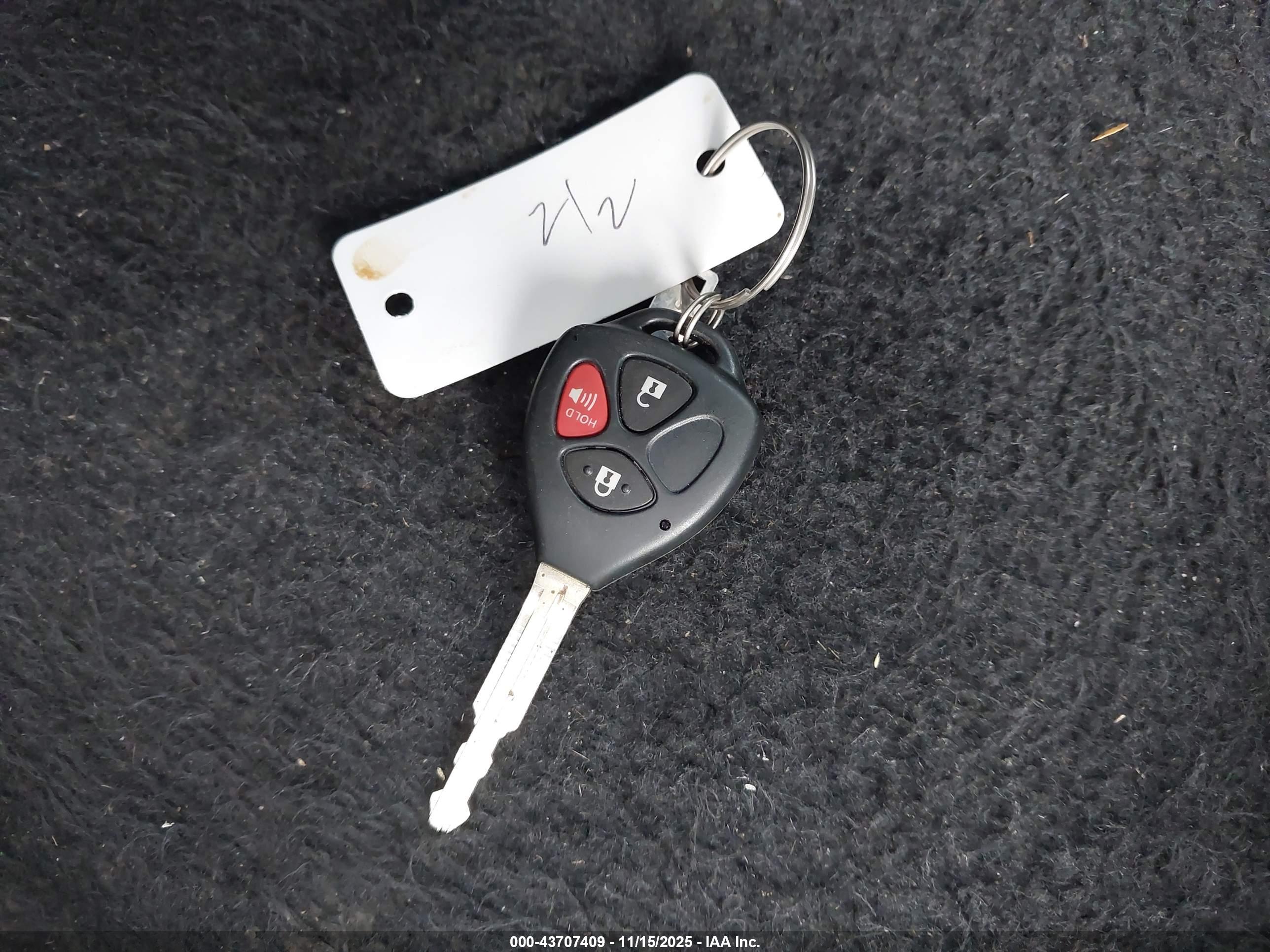 TOYOTA 4RUNNER image 11