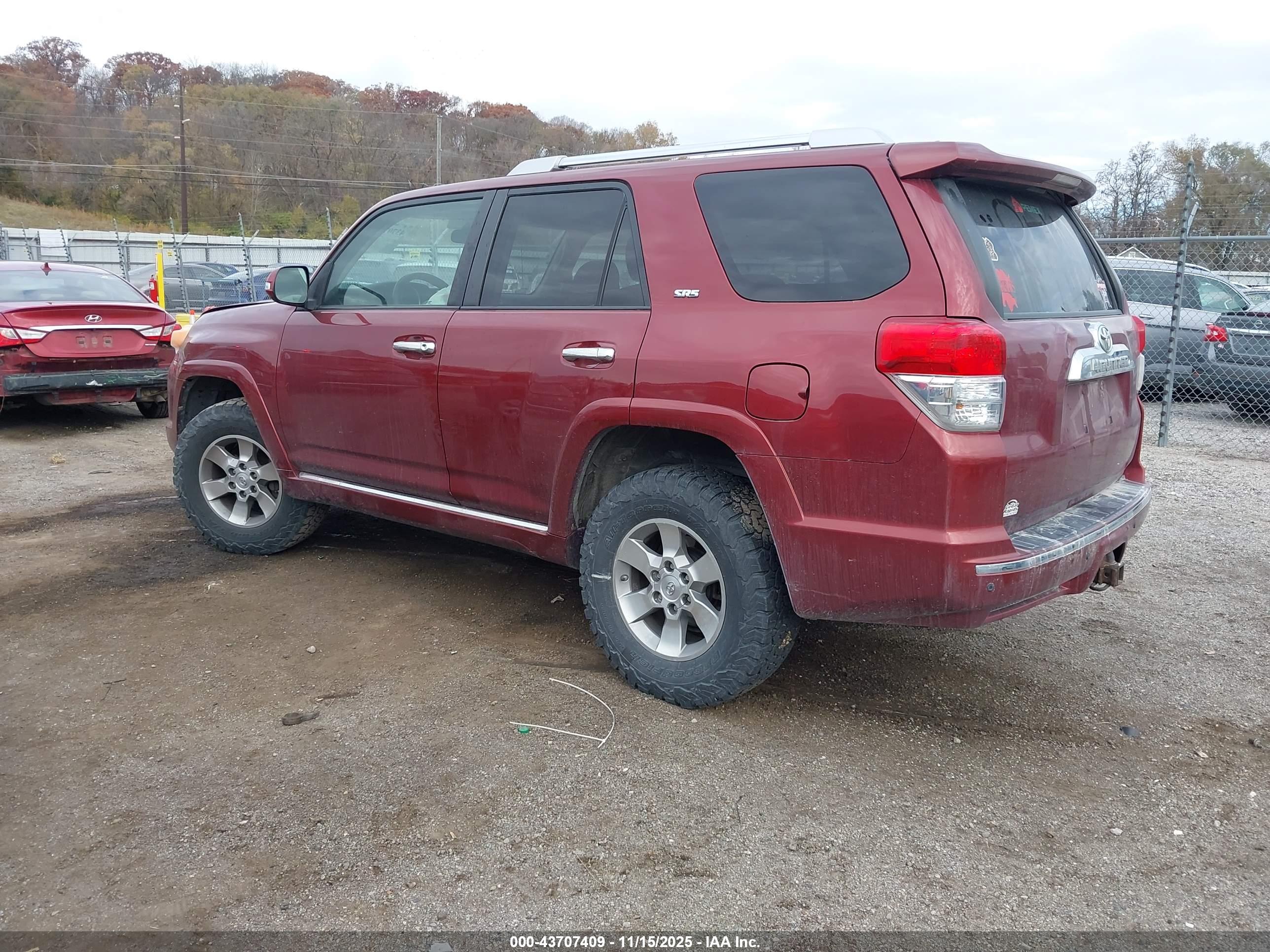 TOYOTA 4RUNNER image 3