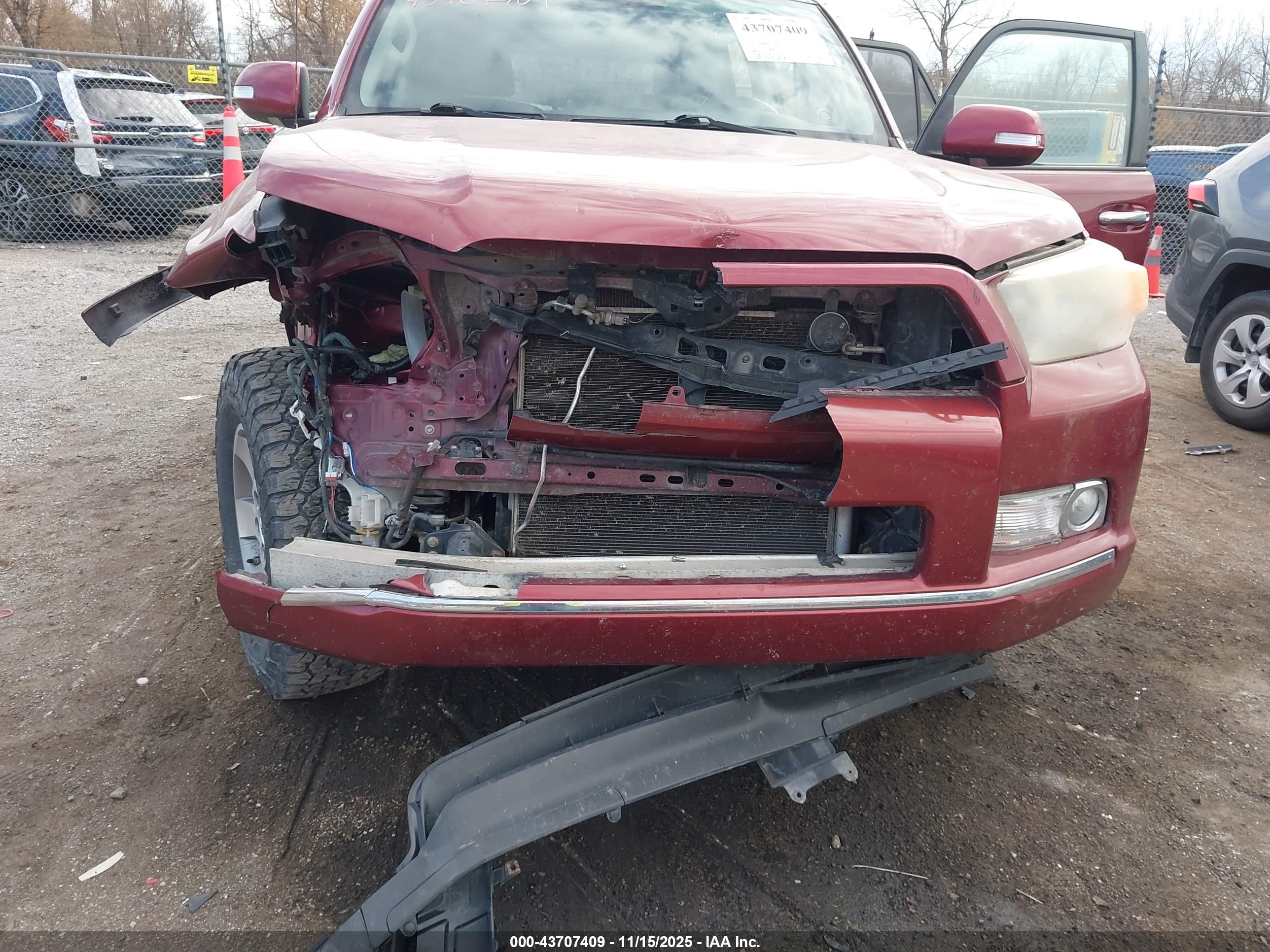 TOYOTA 4RUNNER image 6
