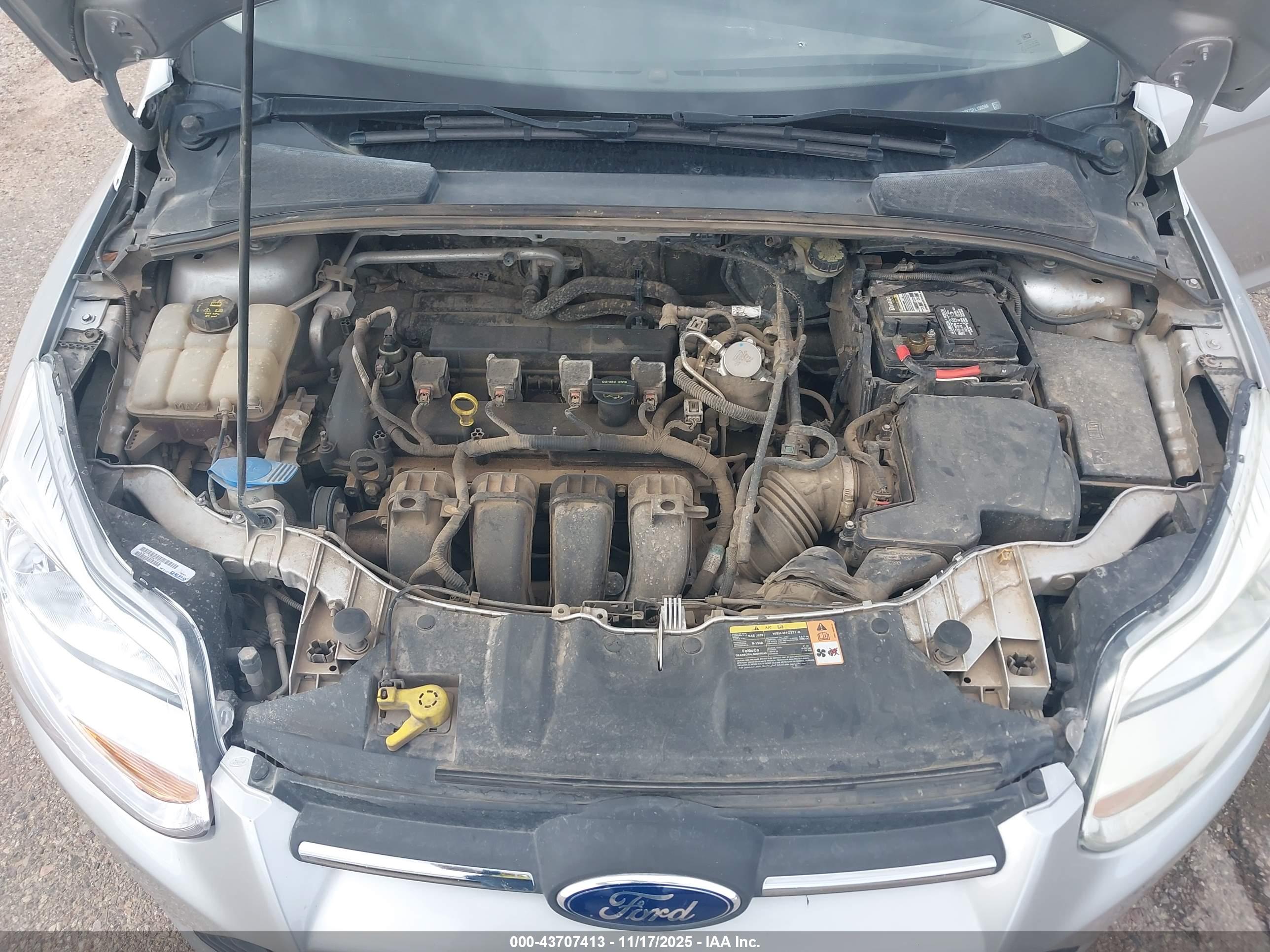 FORD FOCUS image 10