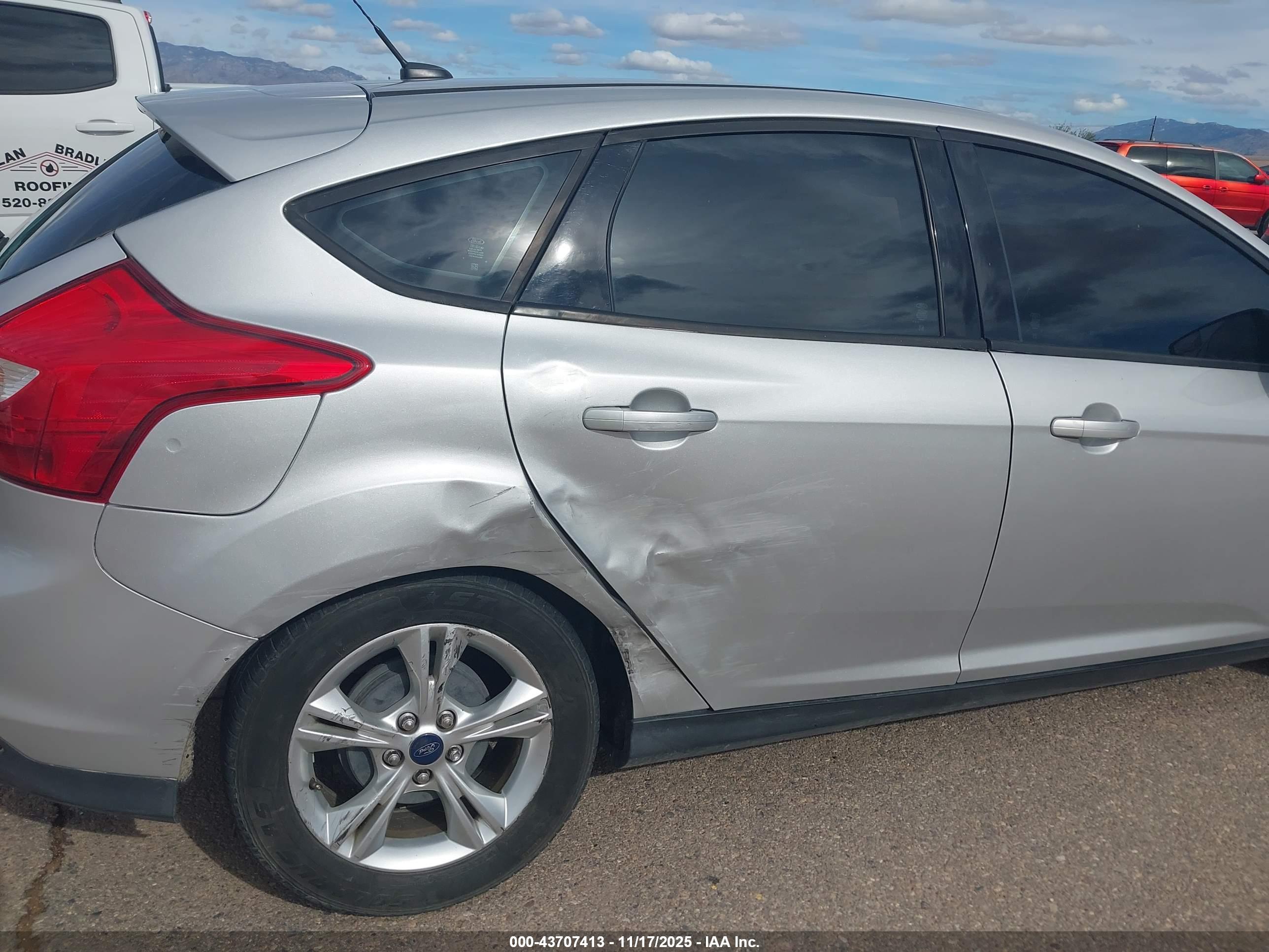 FORD FOCUS image 6