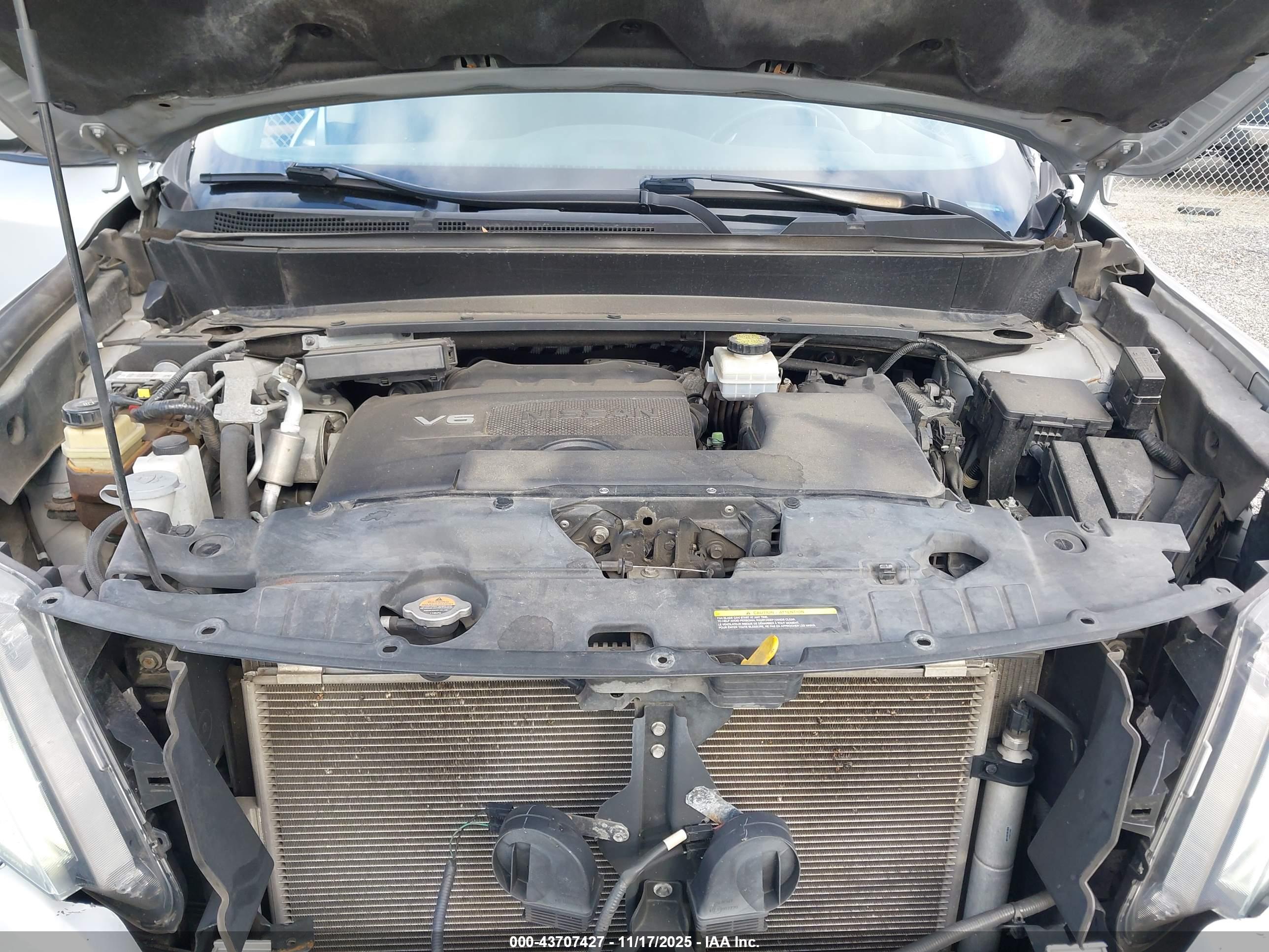 NISSAN PATHFINDER image 10
