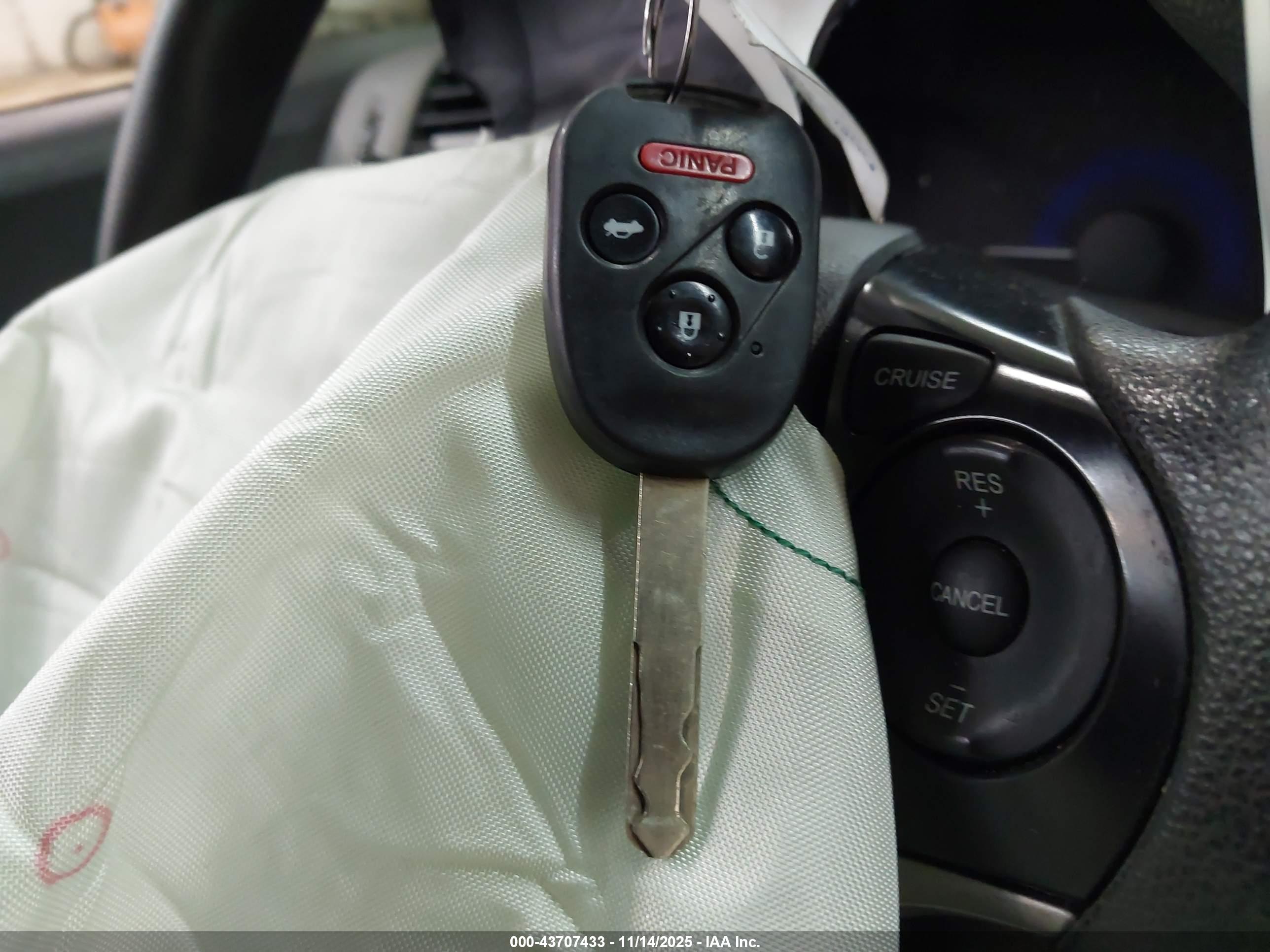 HONDA CIVIC image 11