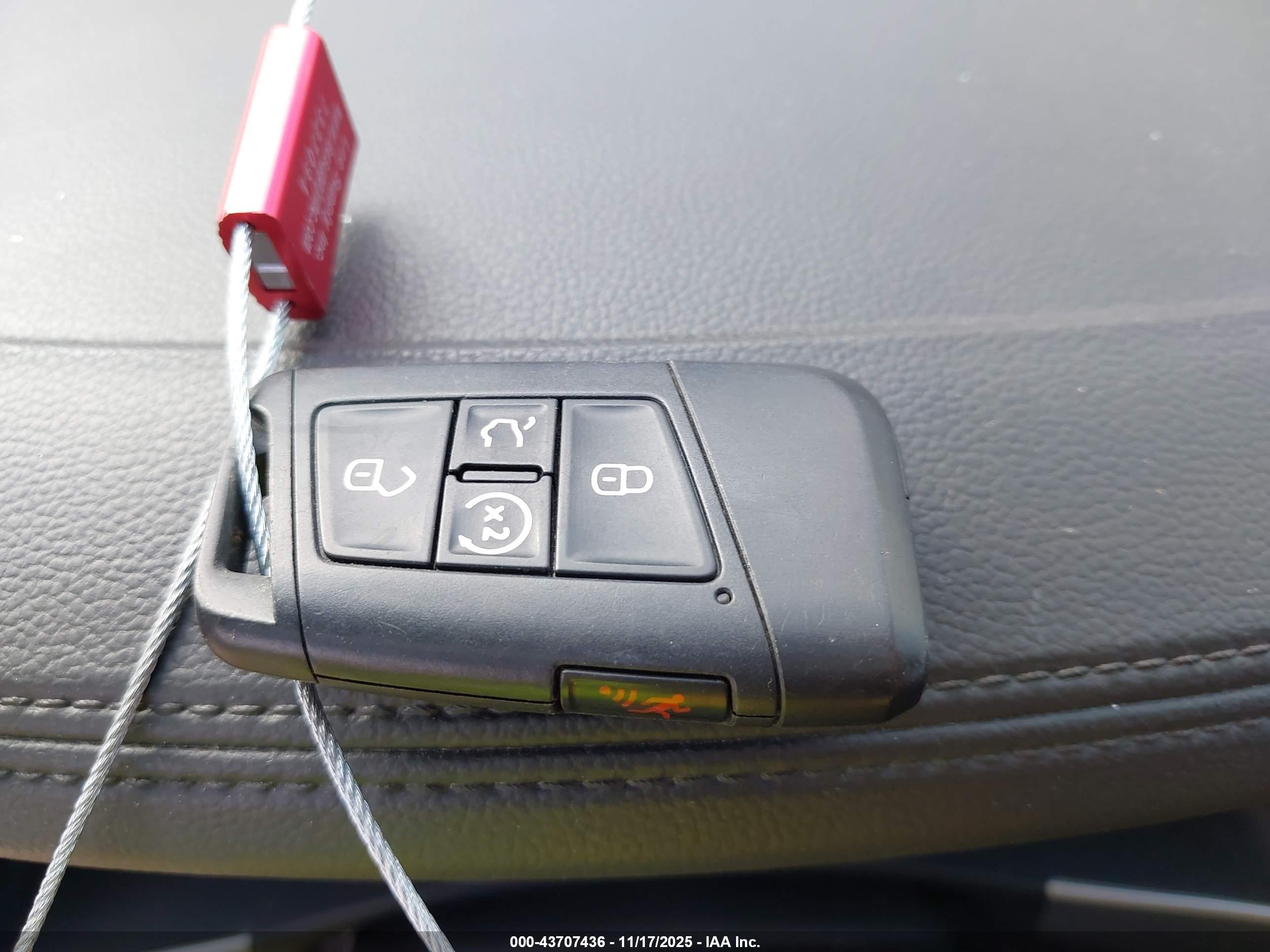 VOLKSWAGEN ATLAS image 11