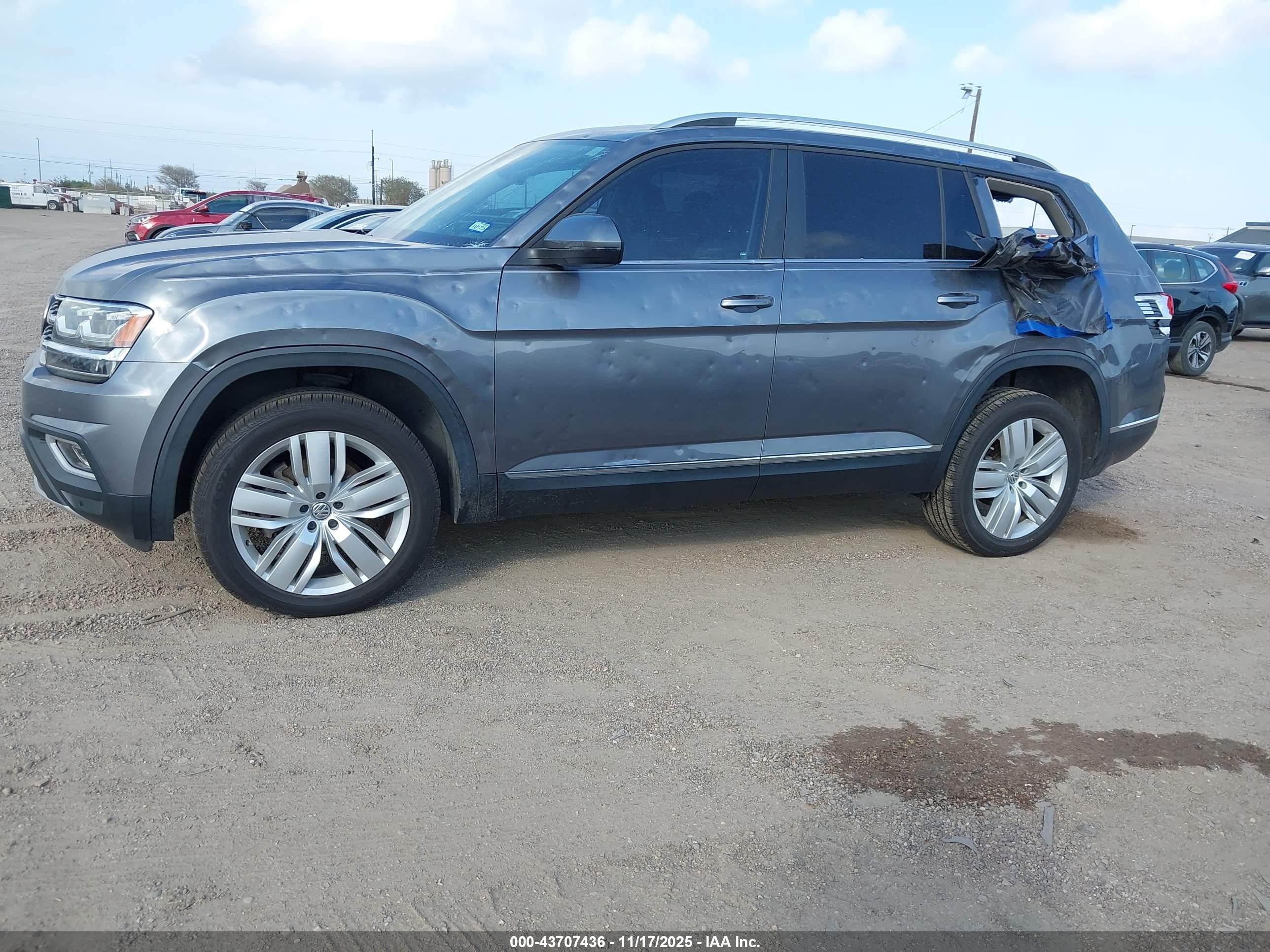 VOLKSWAGEN ATLAS image 2