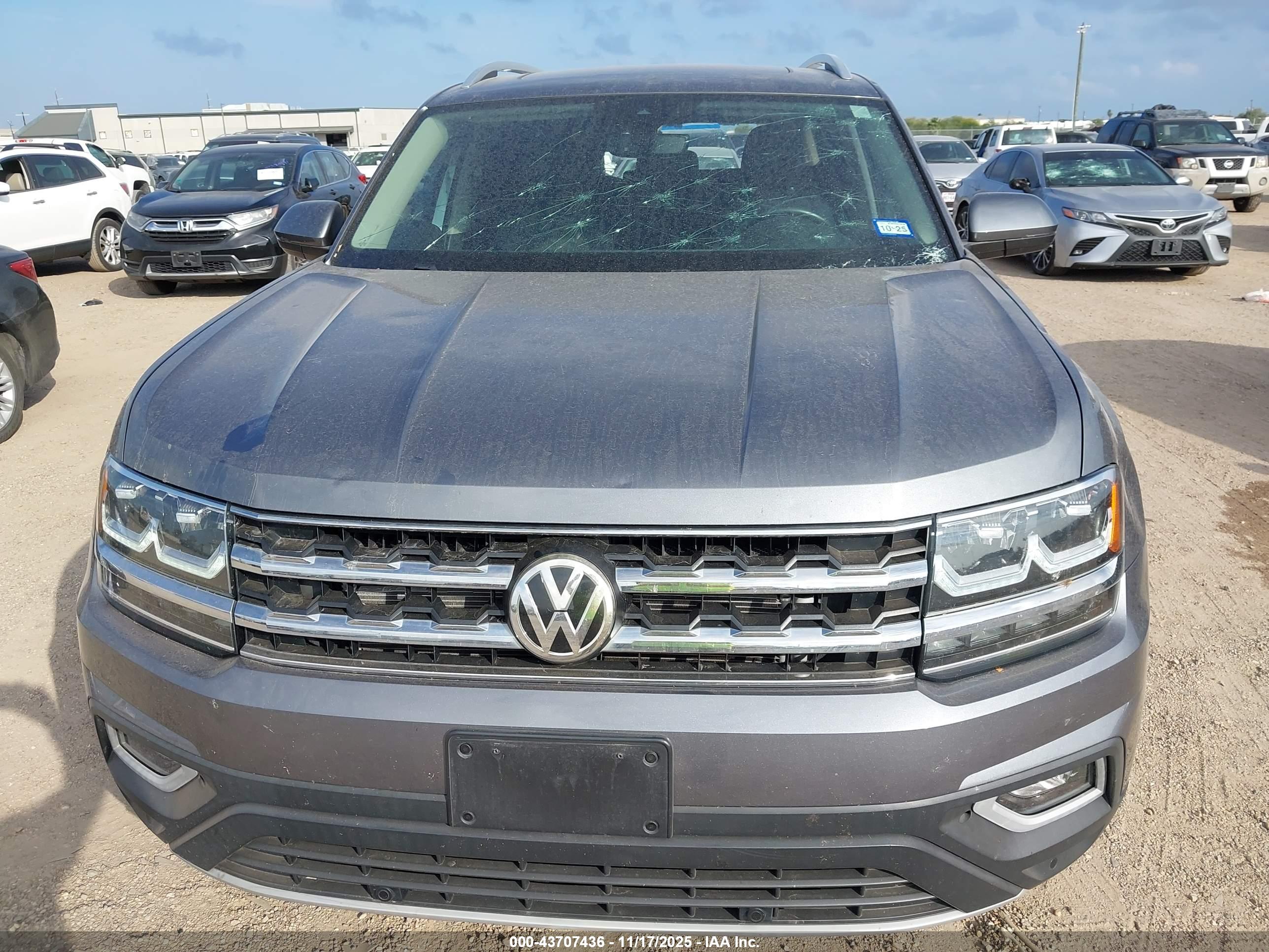 VOLKSWAGEN ATLAS image 6