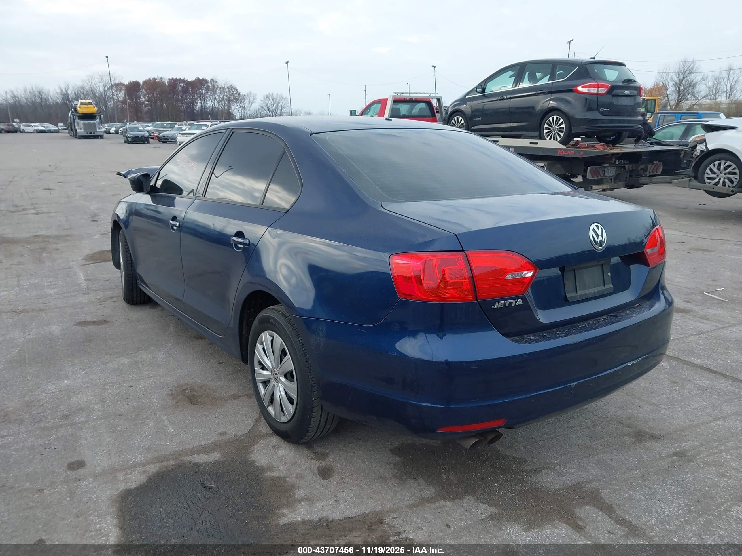 VOLKSWAGEN JETTA image 3