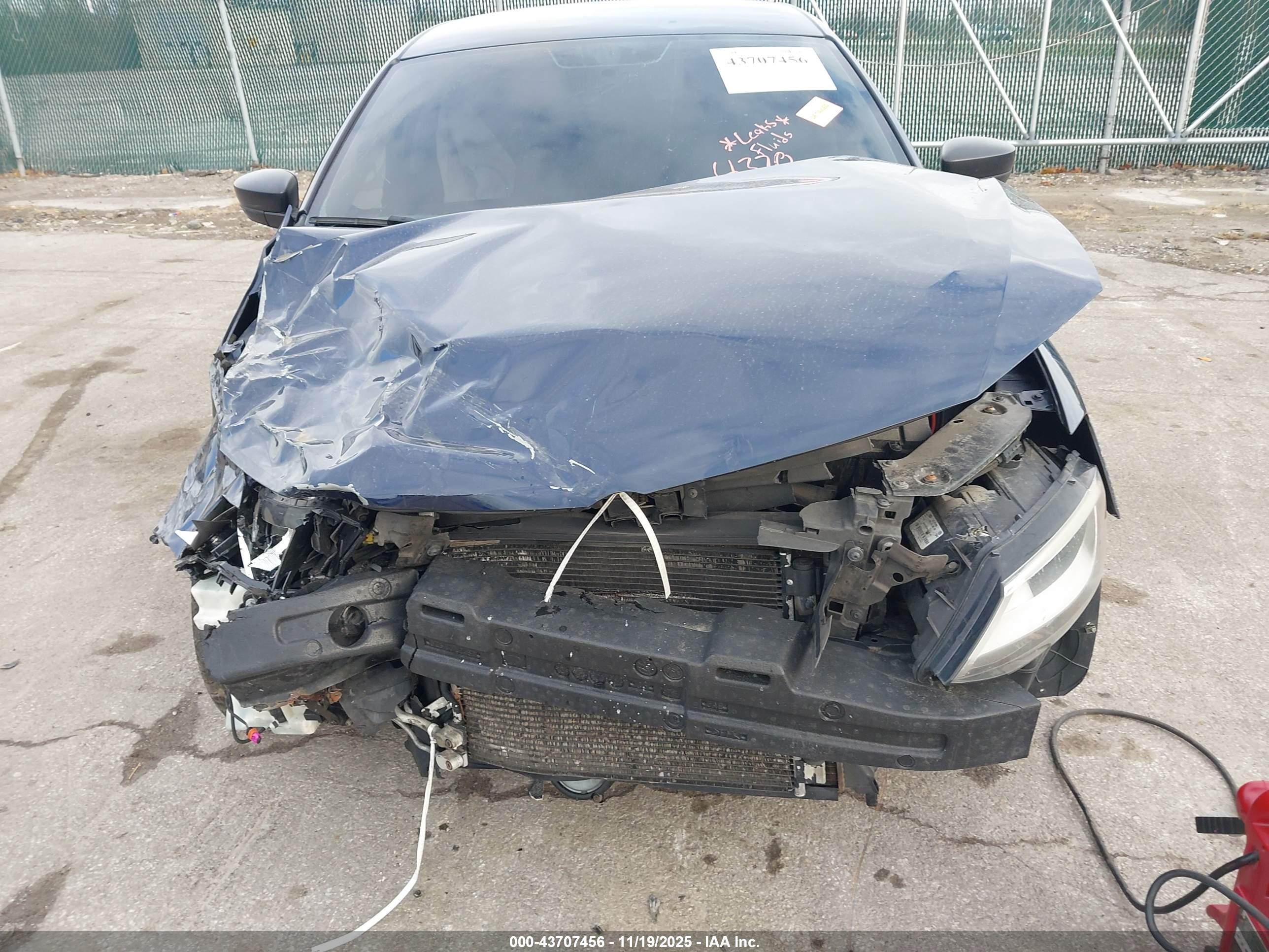 VOLKSWAGEN JETTA image 6