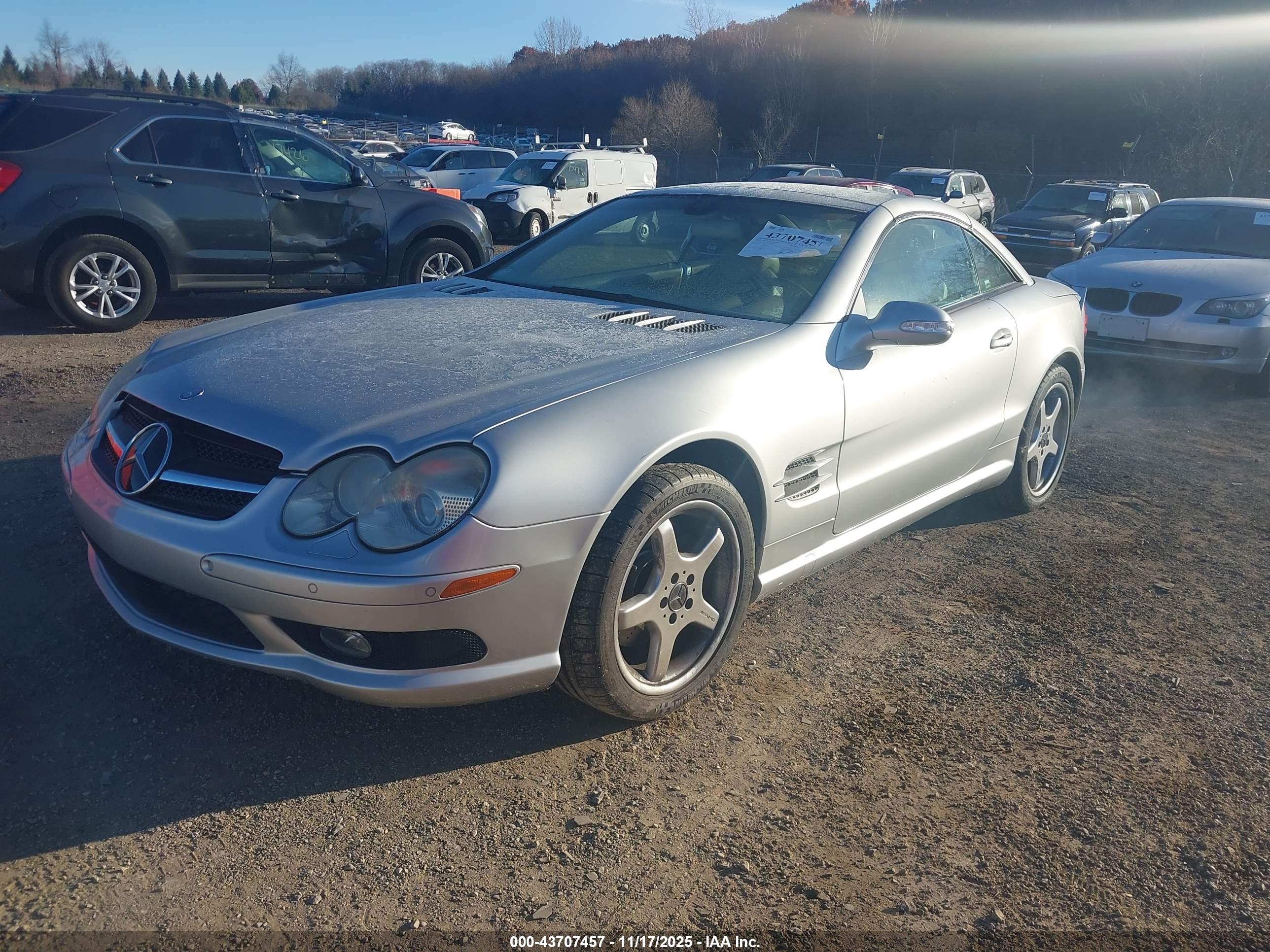 MERCEDES-BENZ SL image 2
