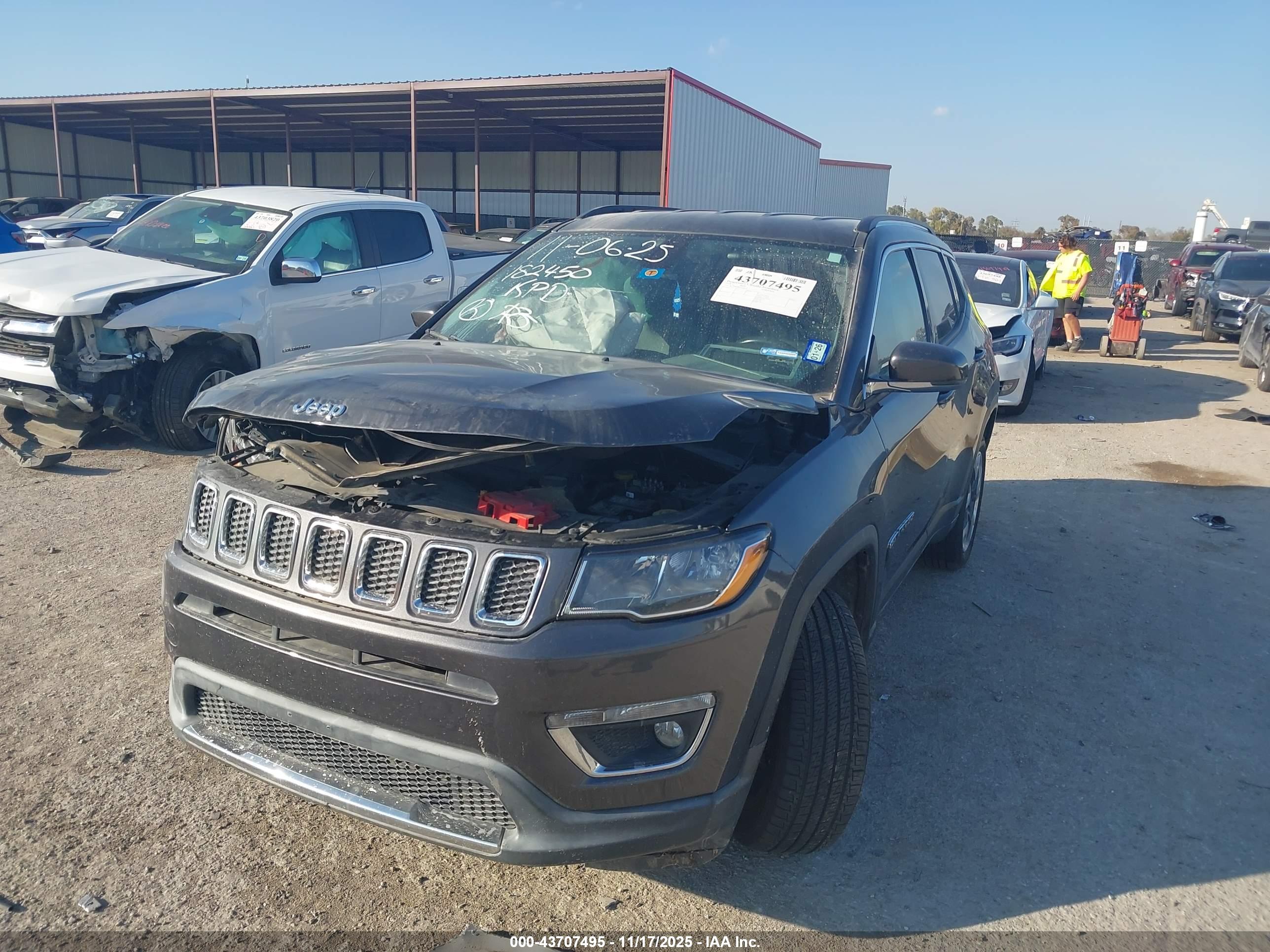 JEEP COMPASS image 2