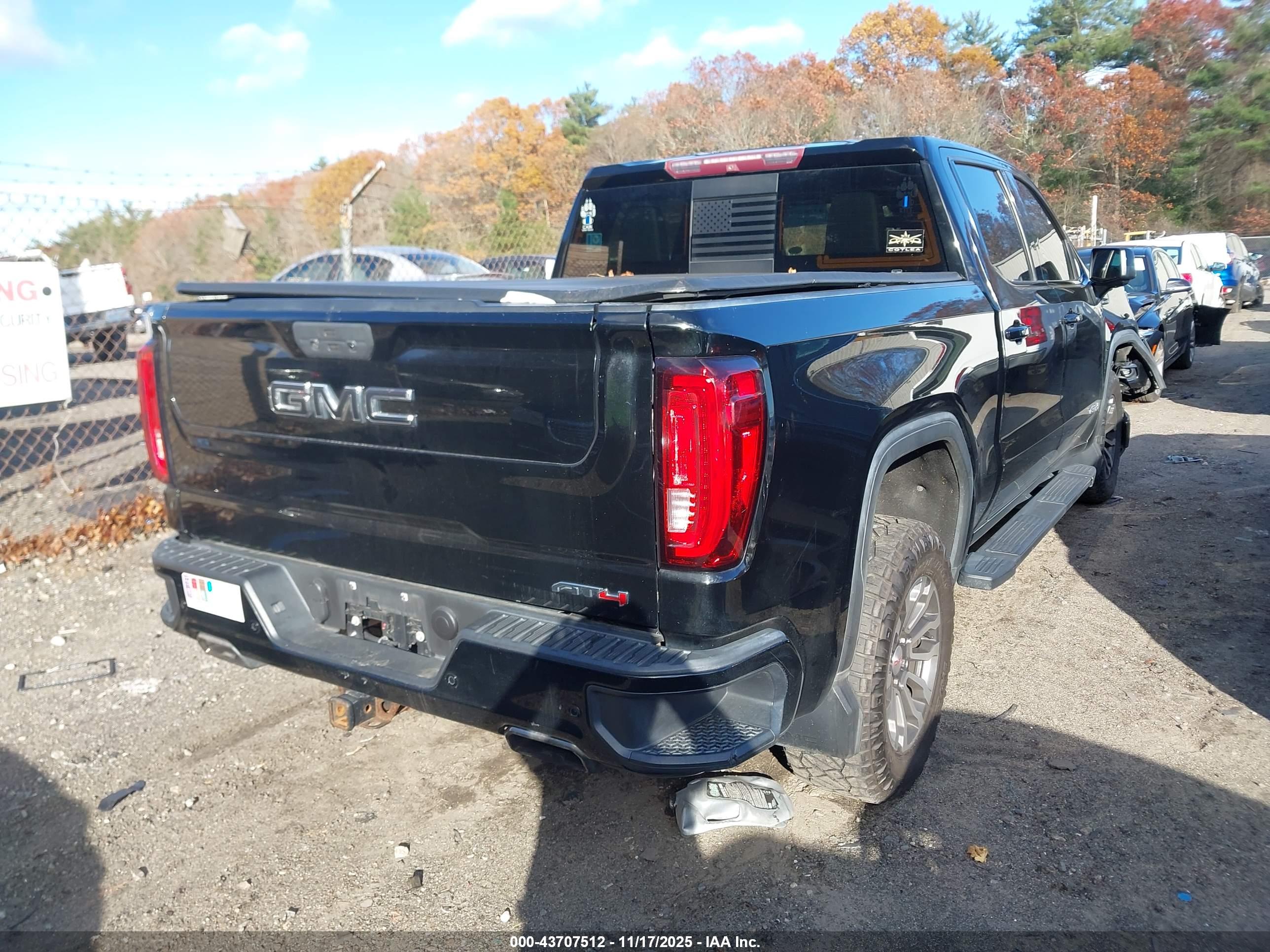 GMC SIERRA image 4