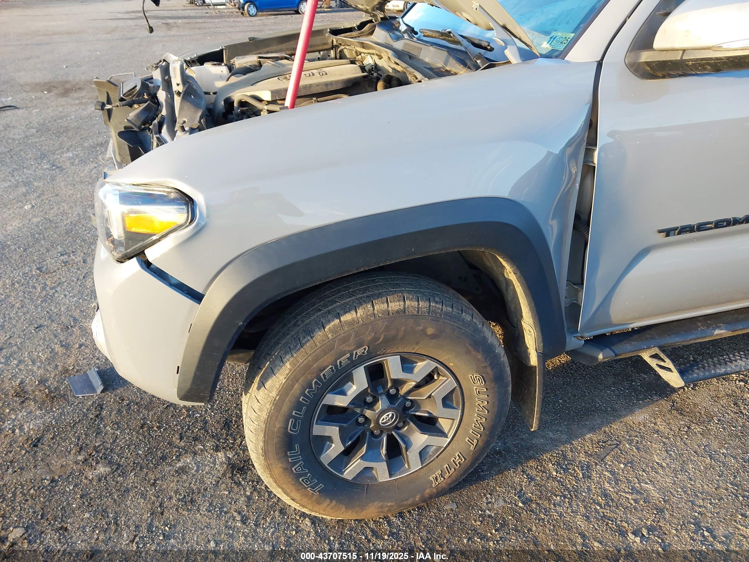 TOYOTA TACOMA image 6