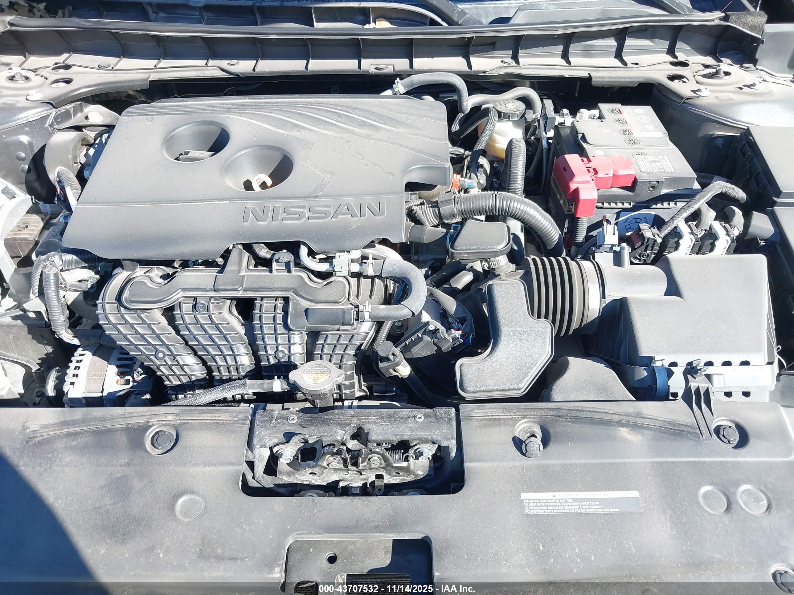 NISSAN ALTIMA image 10