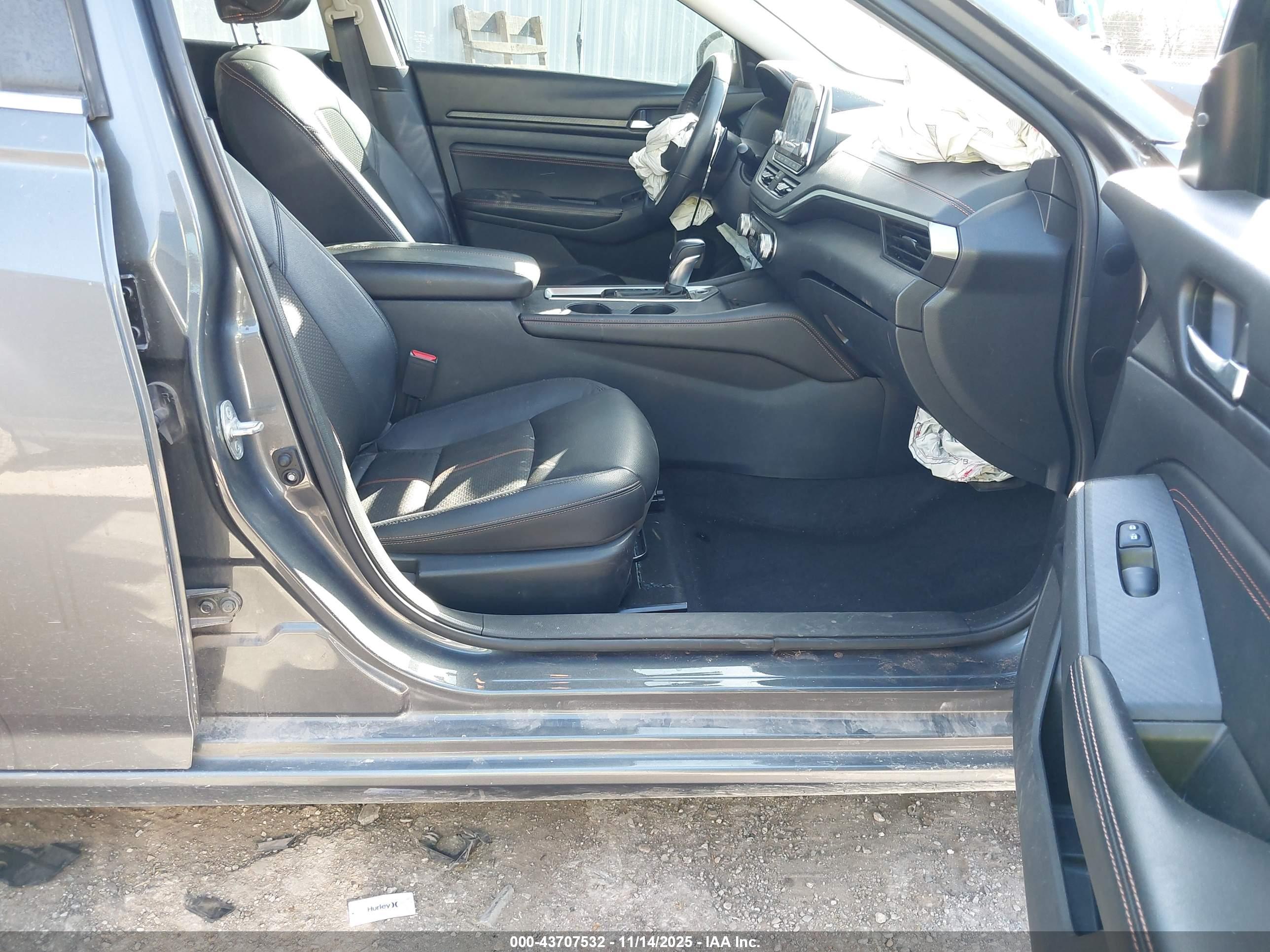NISSAN ALTIMA image 5