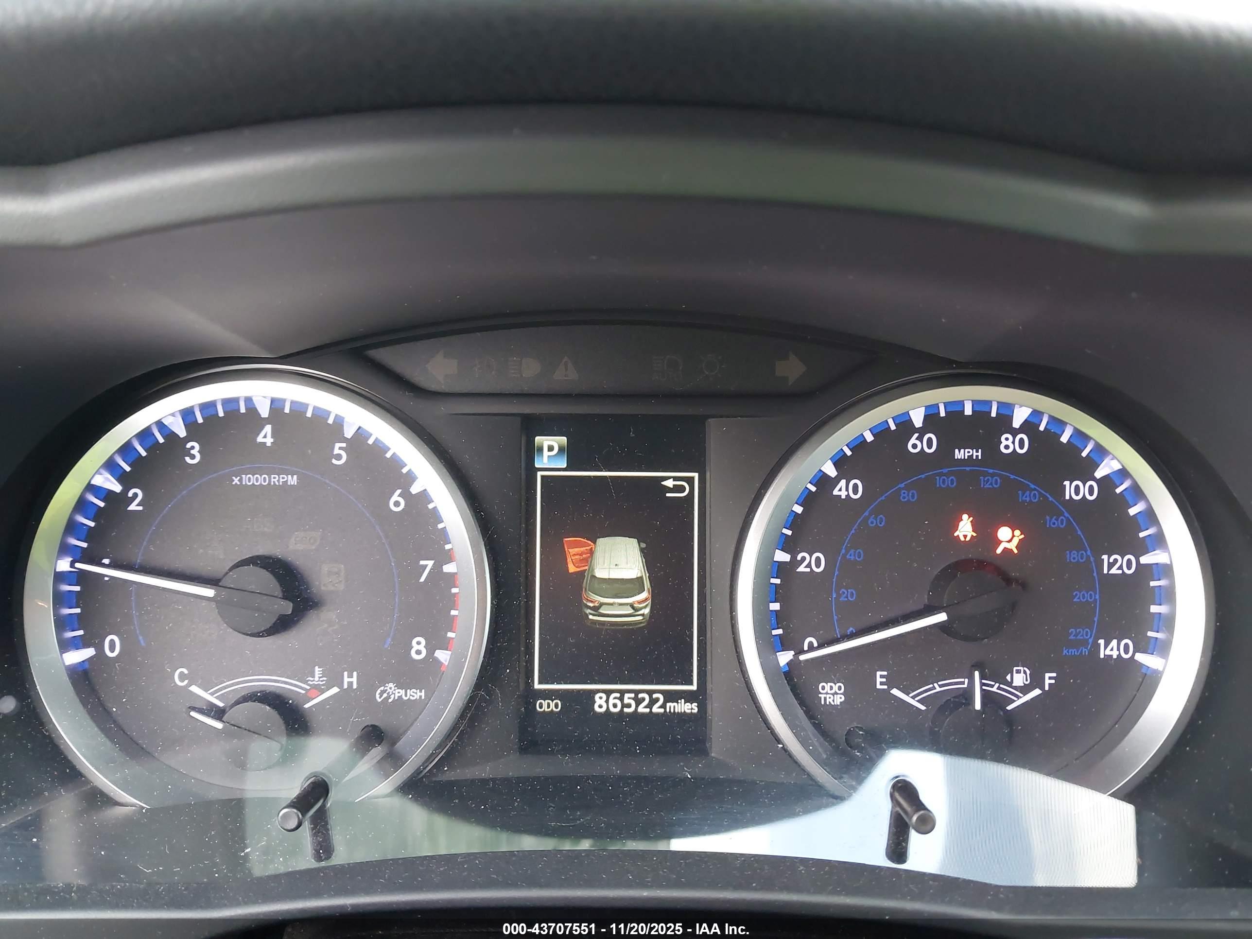 TOYOTA HIGHLANDER image 7