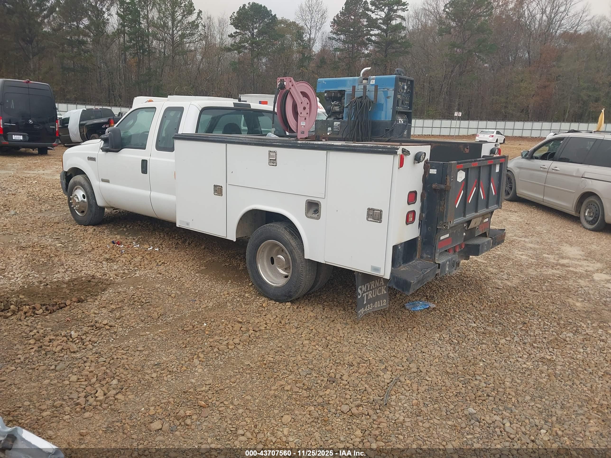 FORD F-350 image 3
