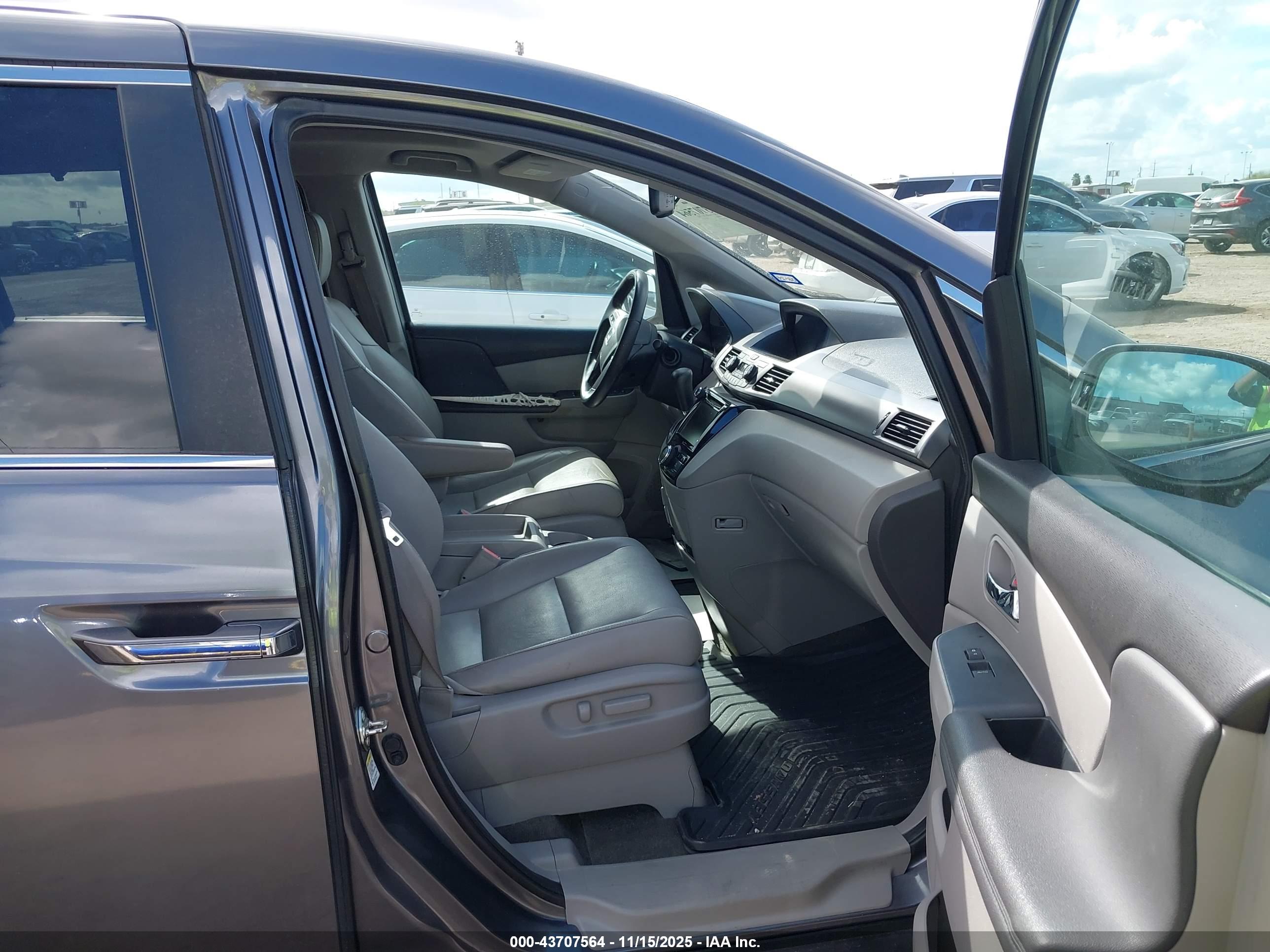 HONDA ODYSSEY image 5