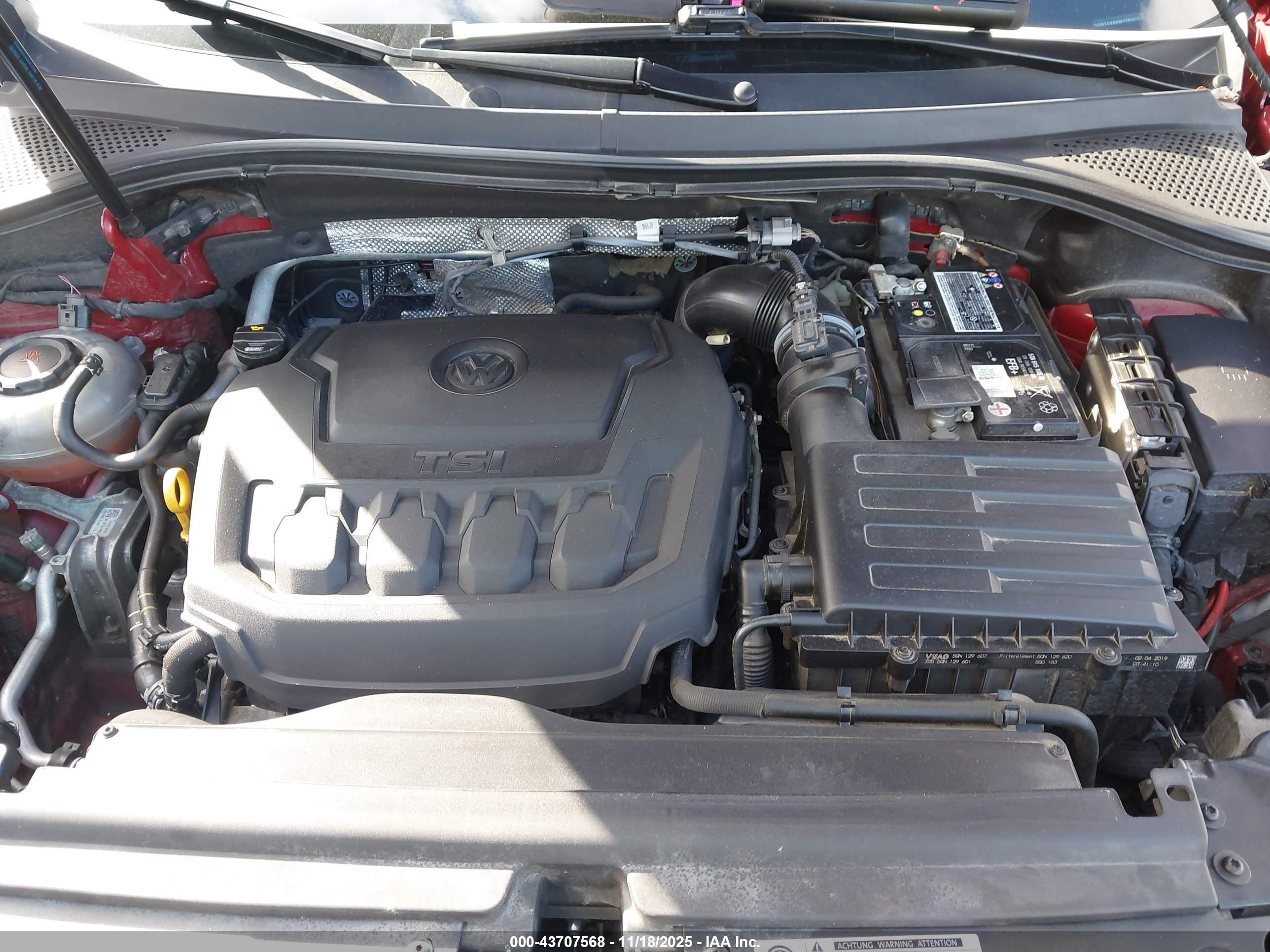 VOLKSWAGEN TIGUAN image 10