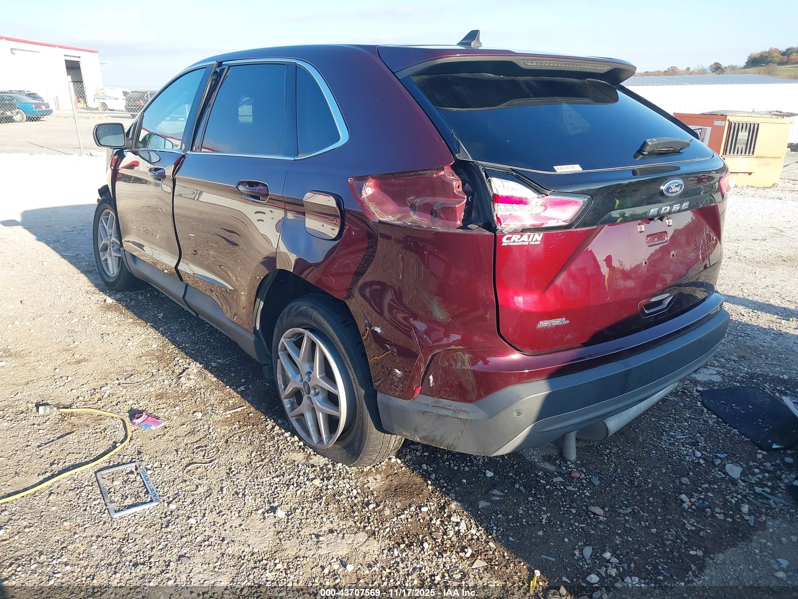 FORD EDGE image 3