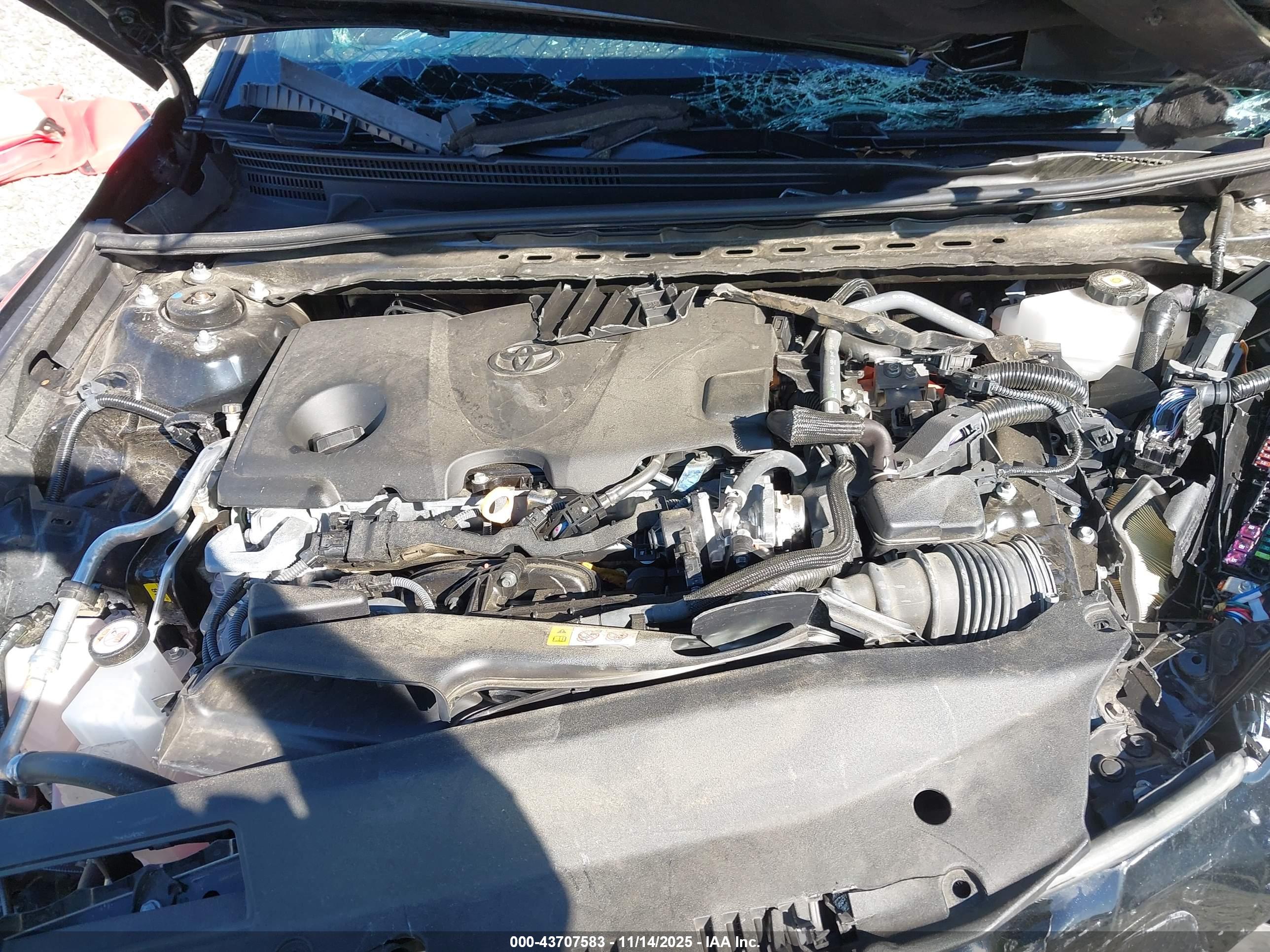 TOYOTA CAMRY image 10
