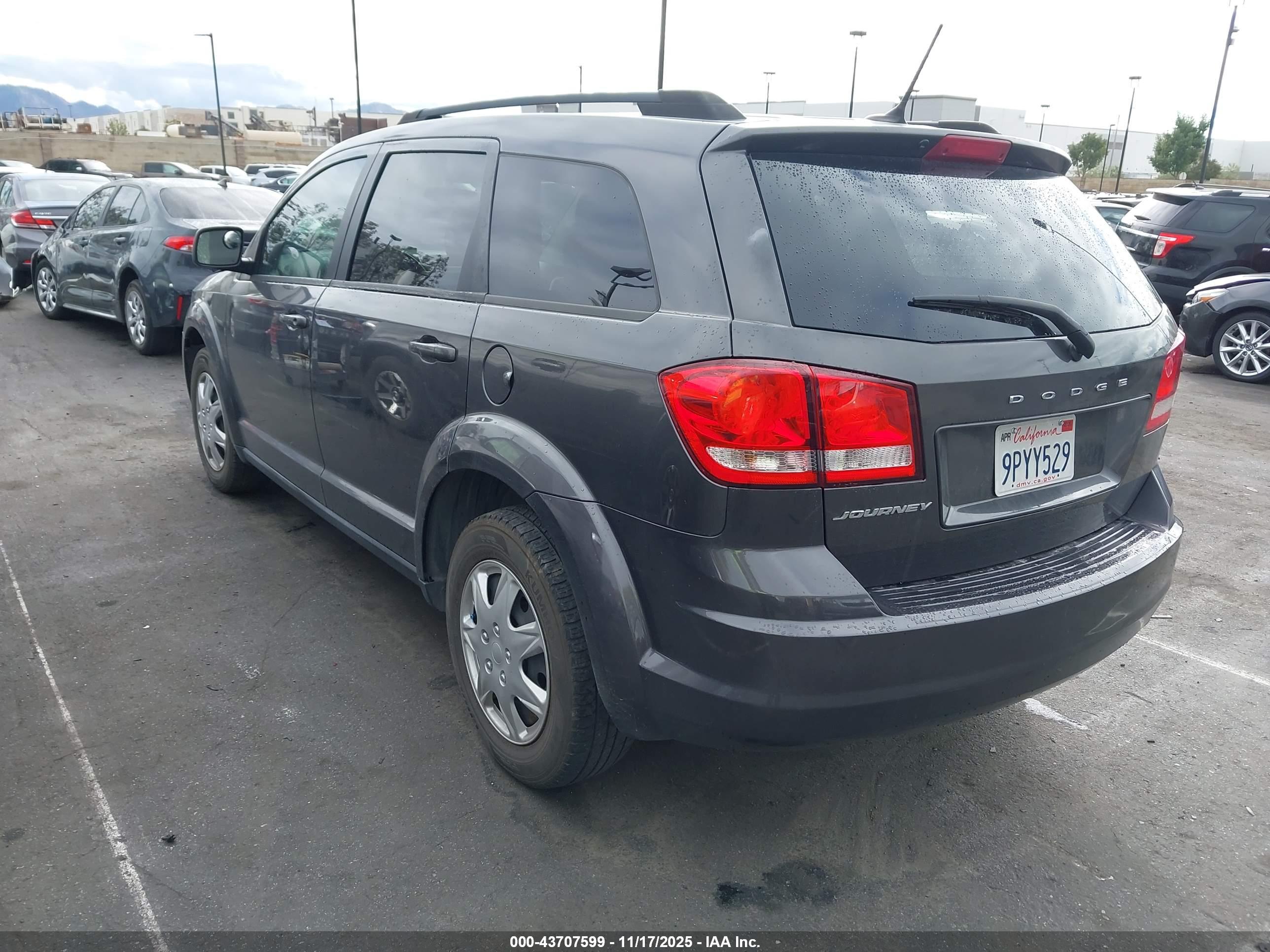 DODGE JOURNEY image 3
