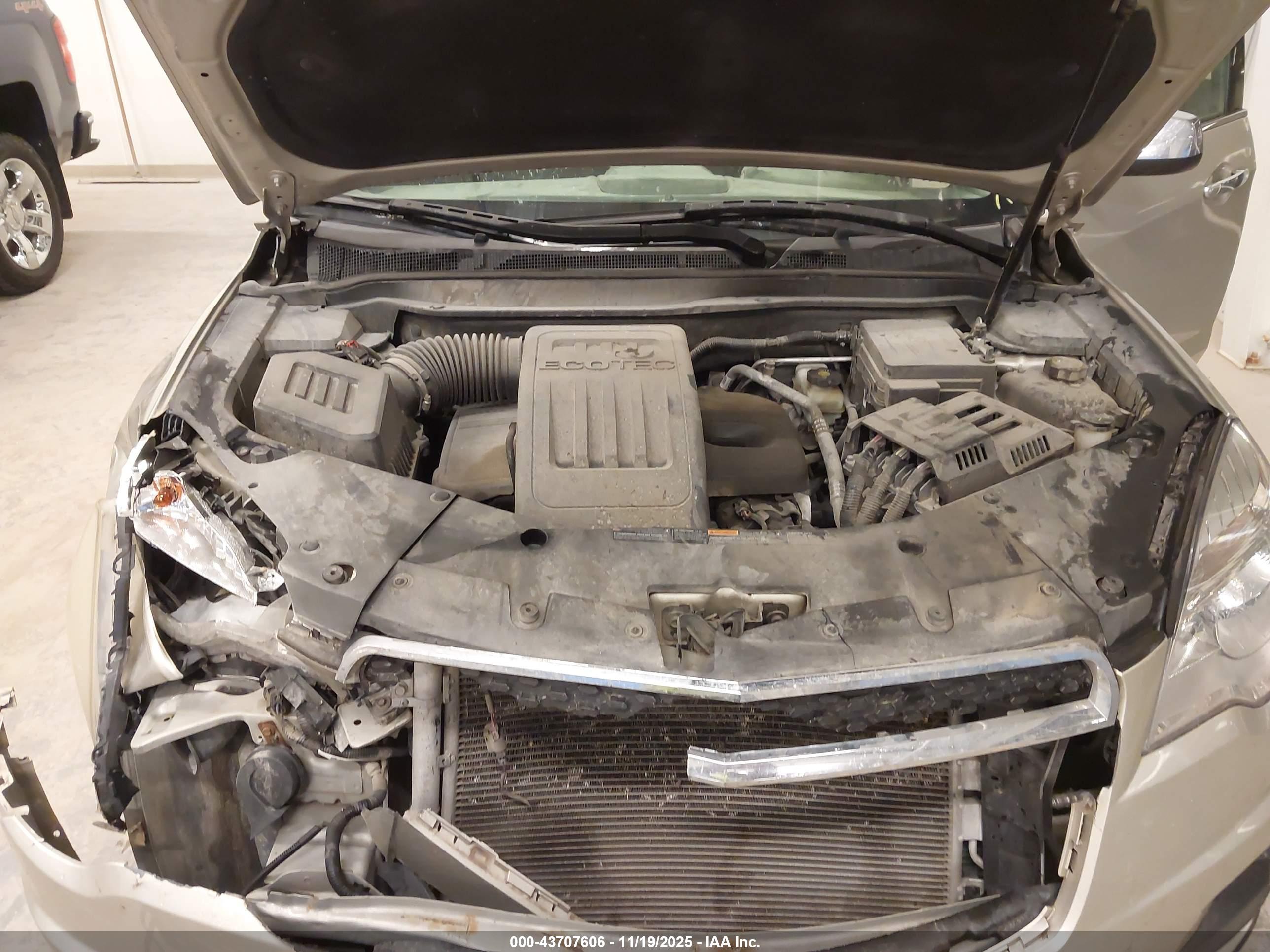 CHEVROLET EQUINOX image 10