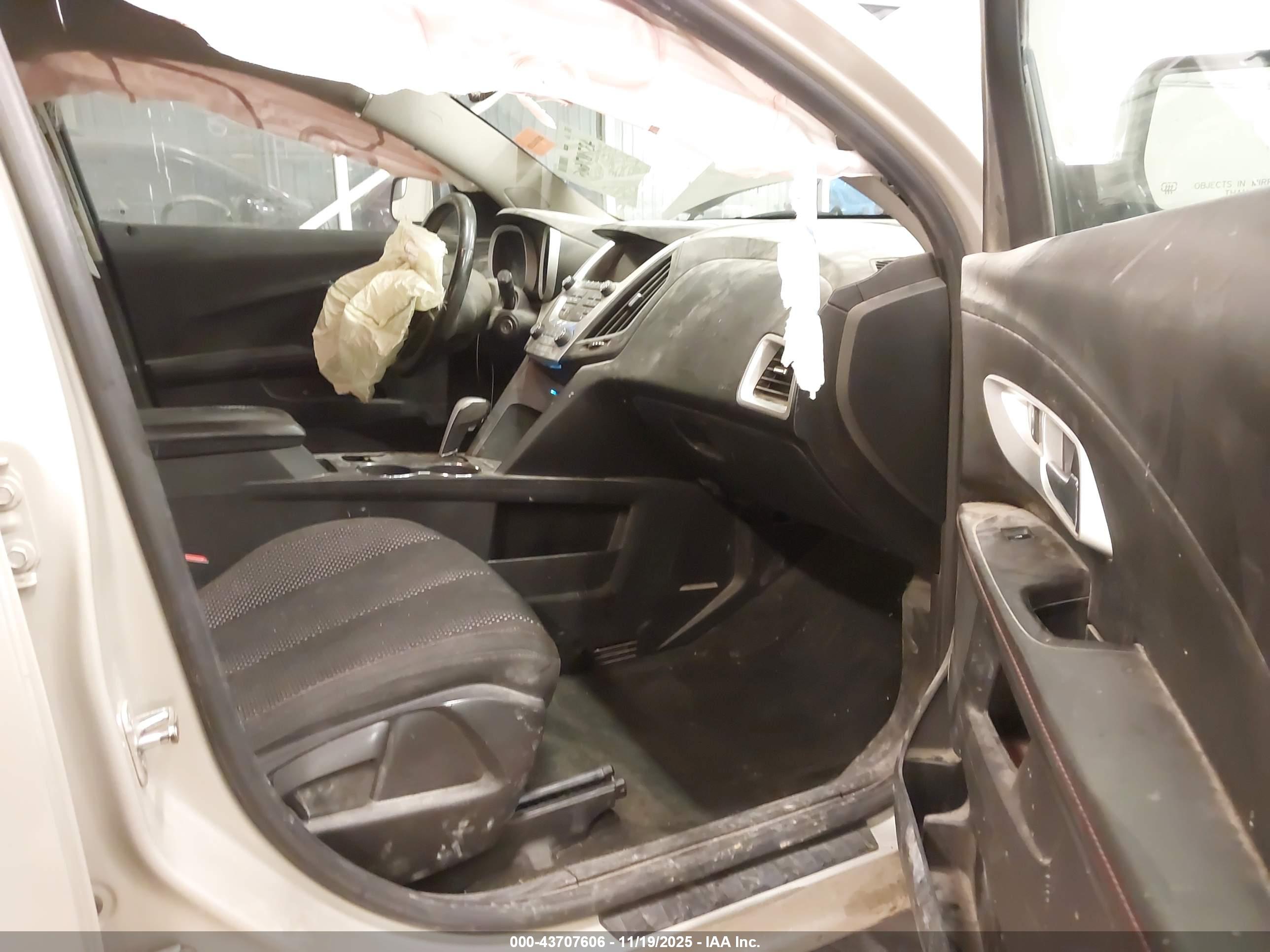 CHEVROLET EQUINOX image 5