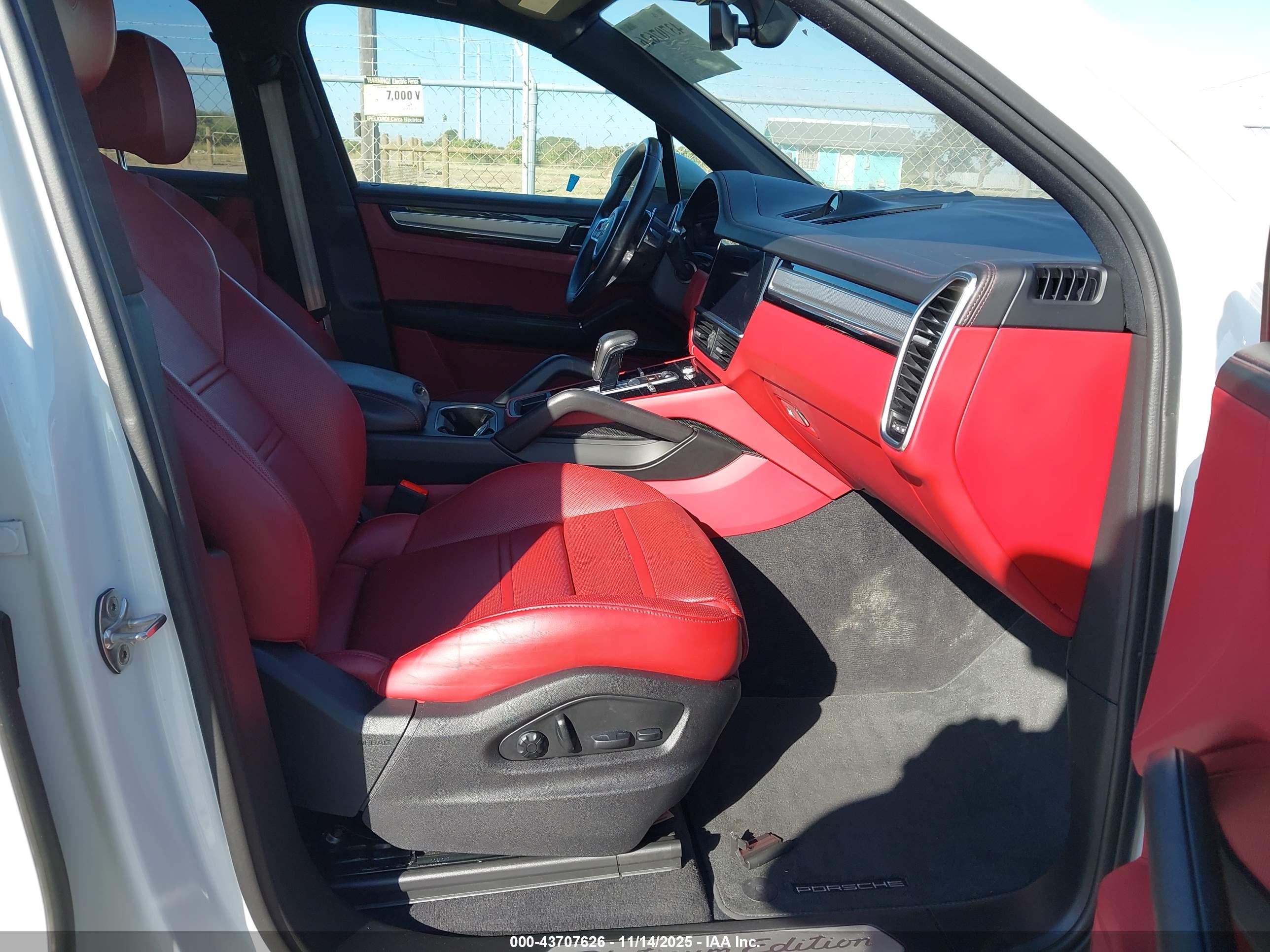 PORSCHE CAYENNE image 5