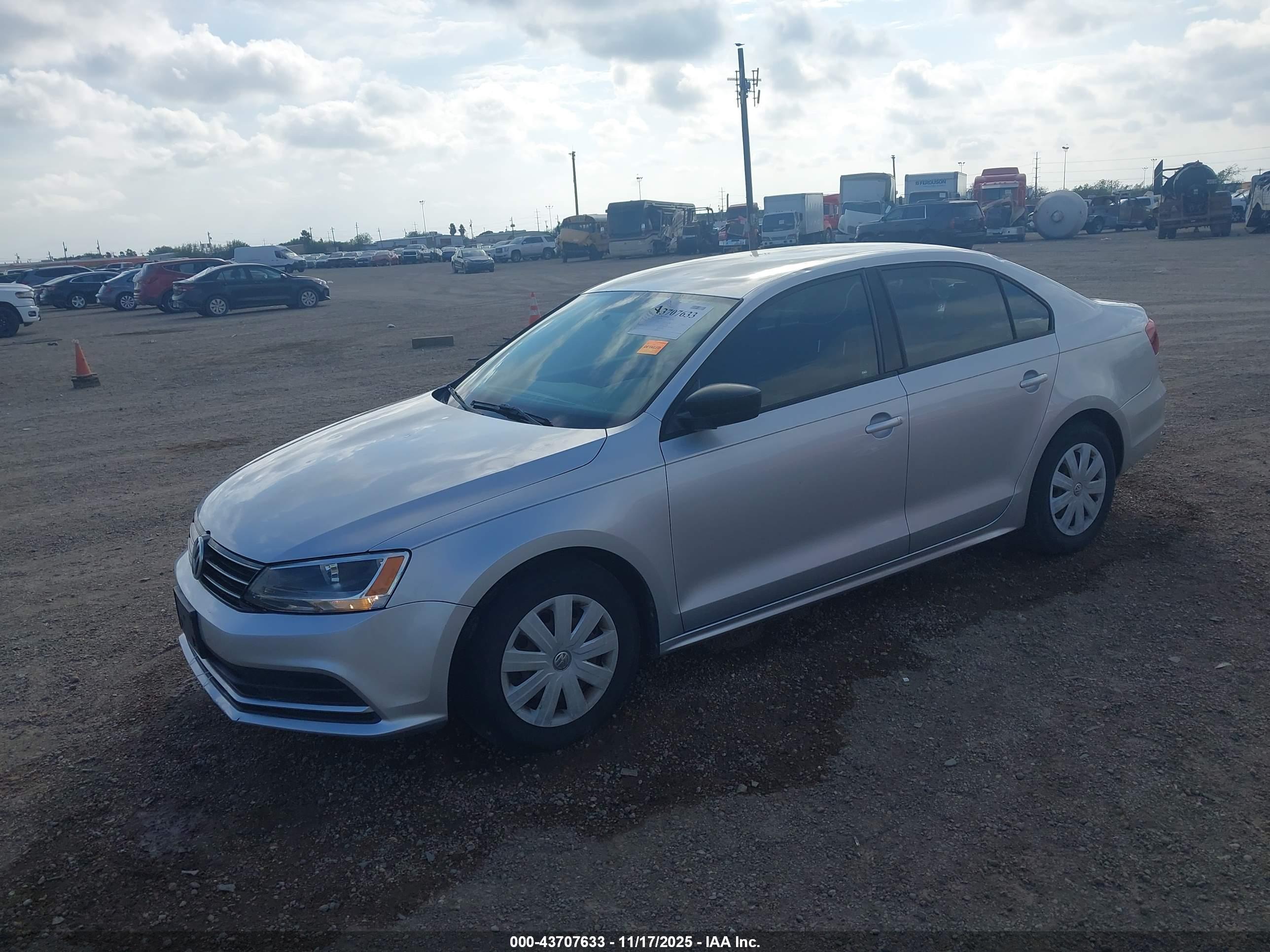 VOLKSWAGEN JETTA image 2