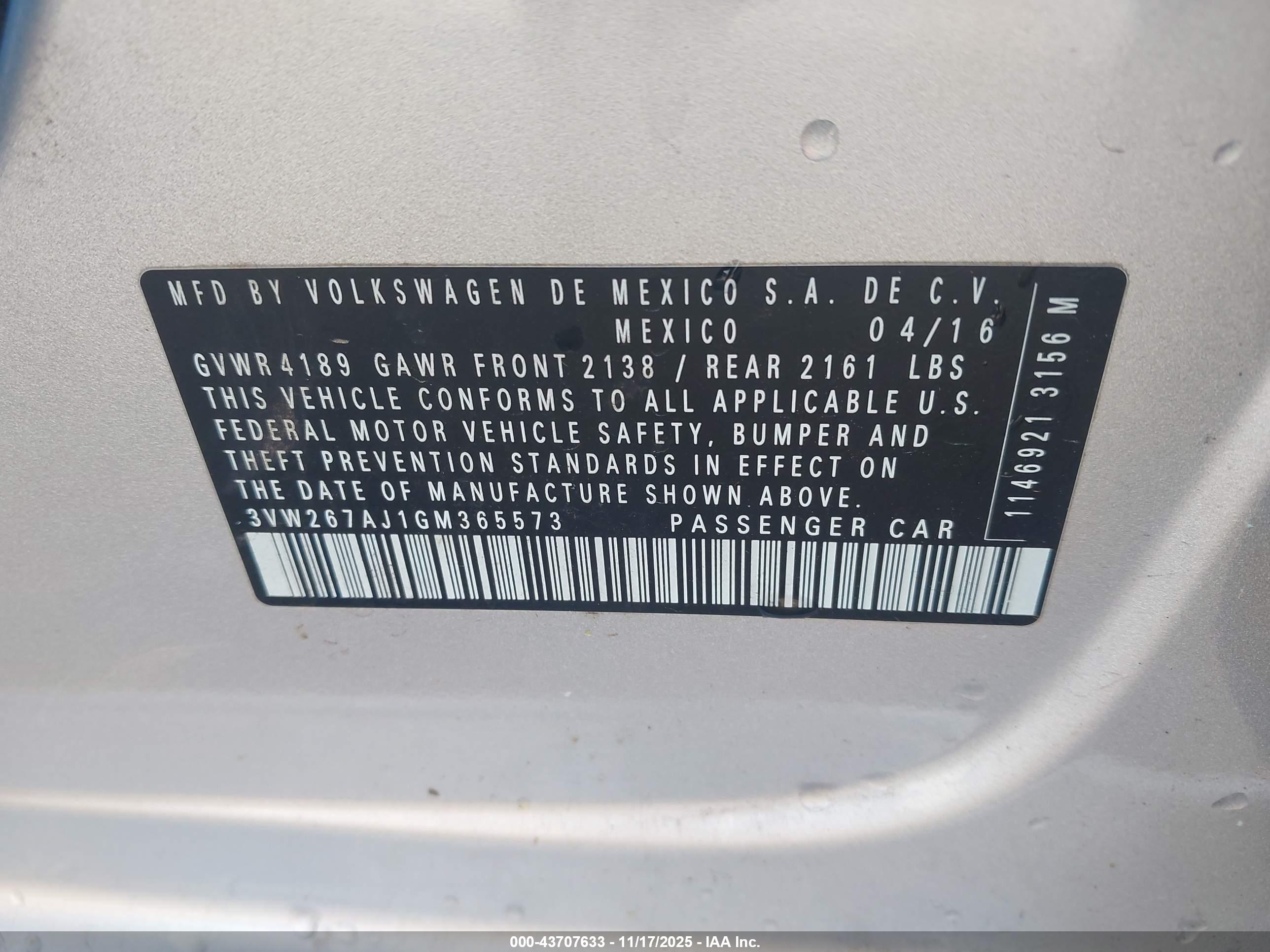 VOLKSWAGEN JETTA image 9