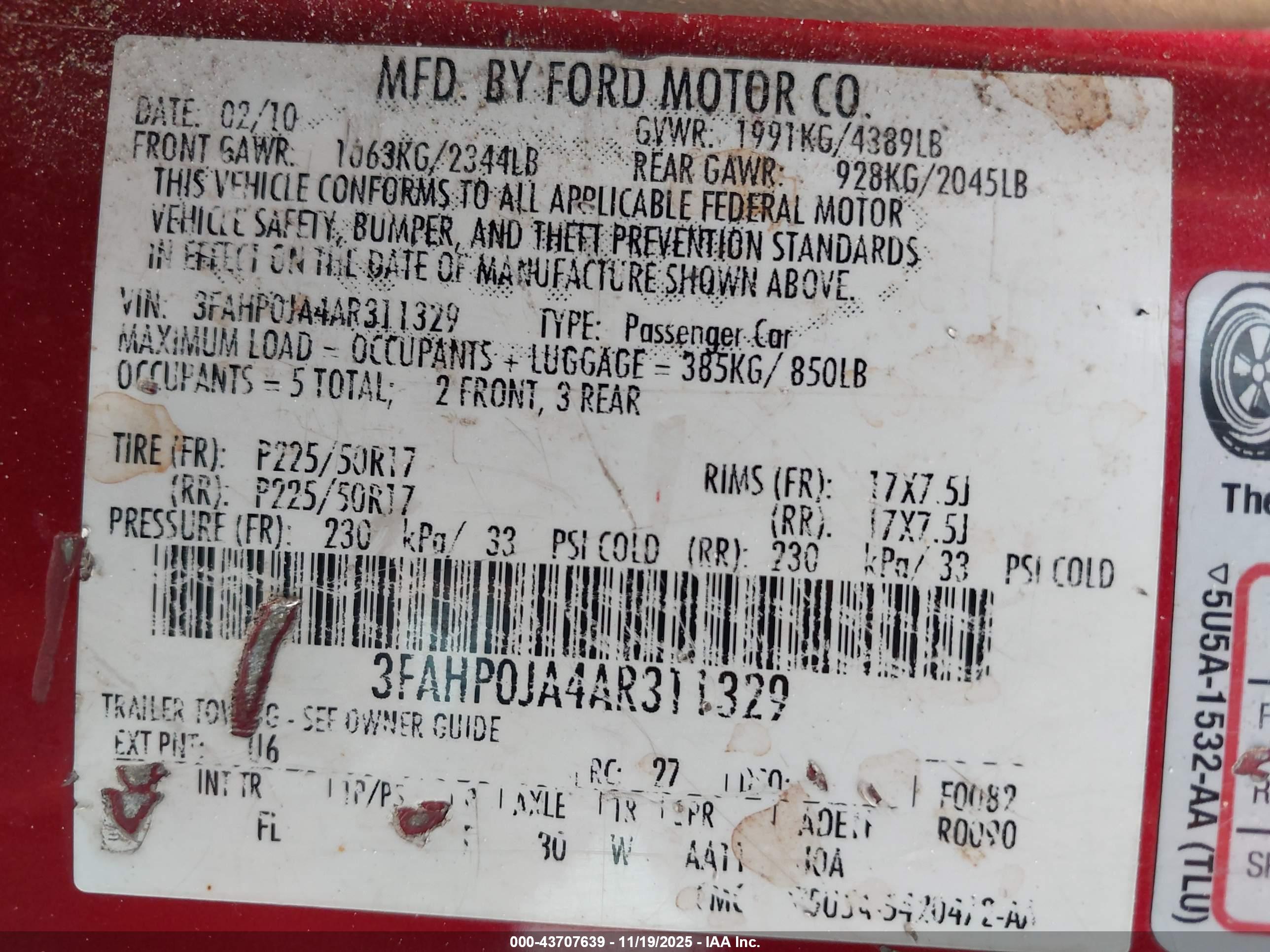 FORD FUSION image 9