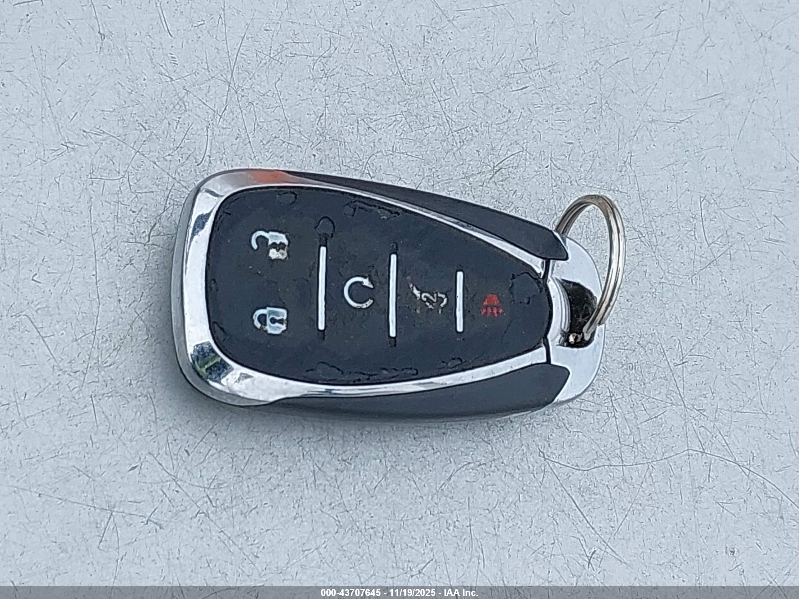 CHEVROLET TRAVERSE image 11