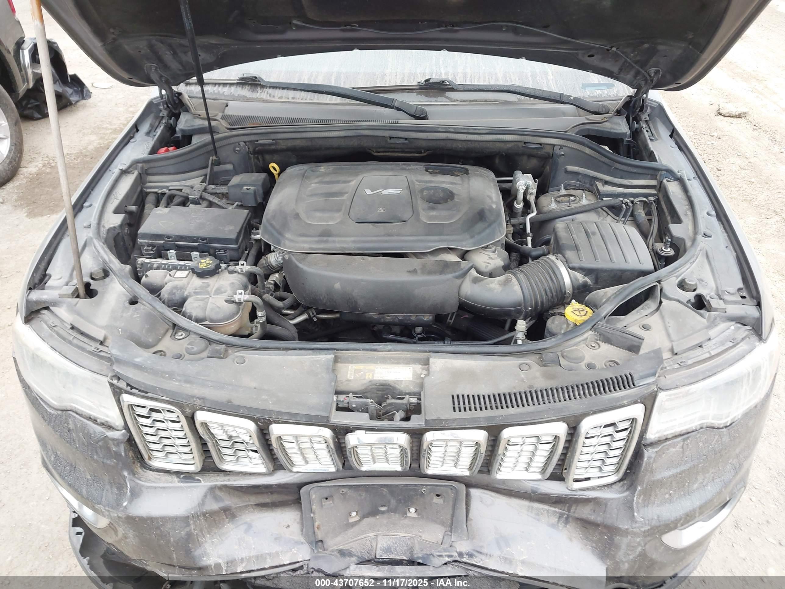 JEEP GRAND image 10