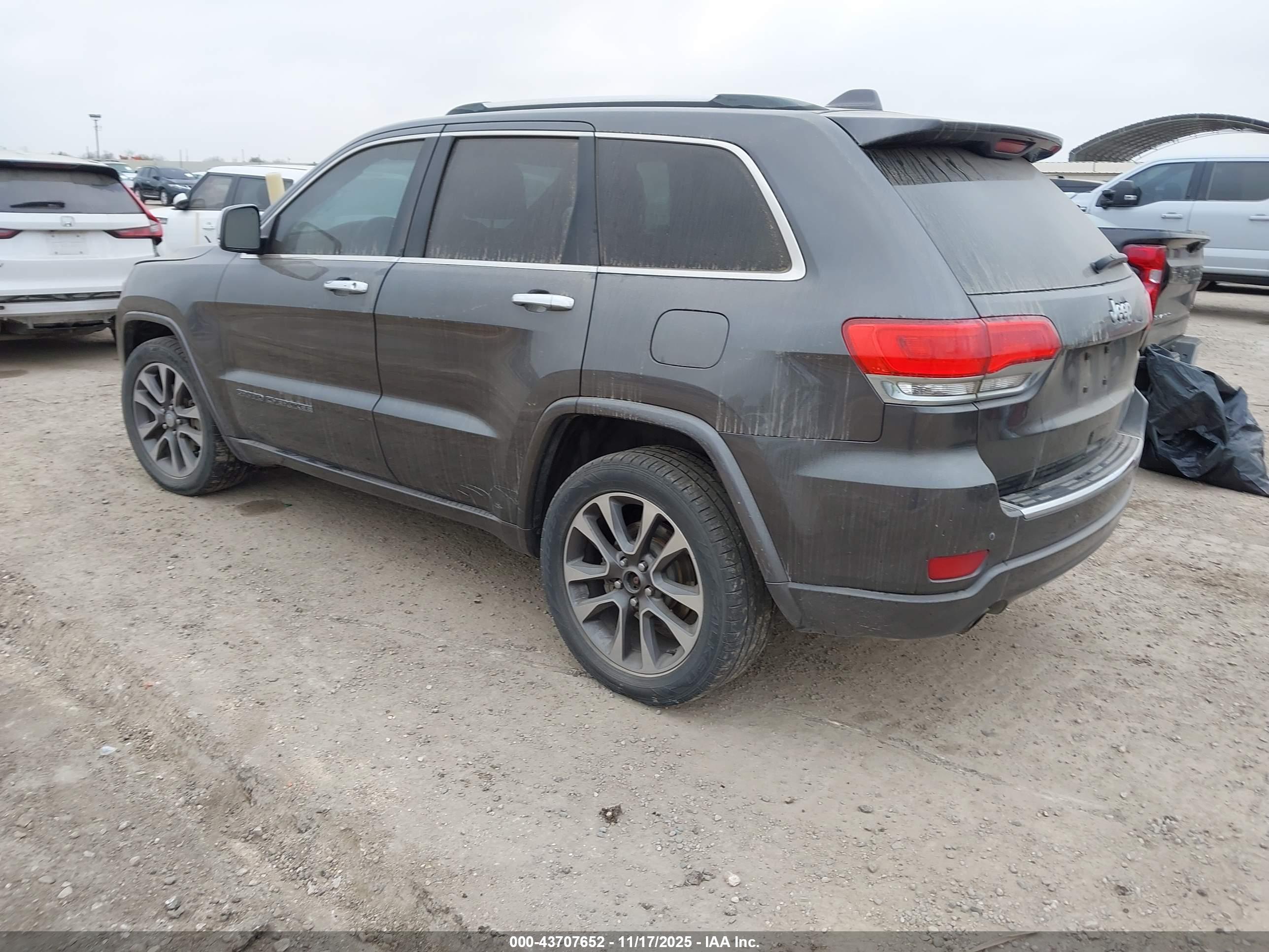 JEEP GRAND image 3