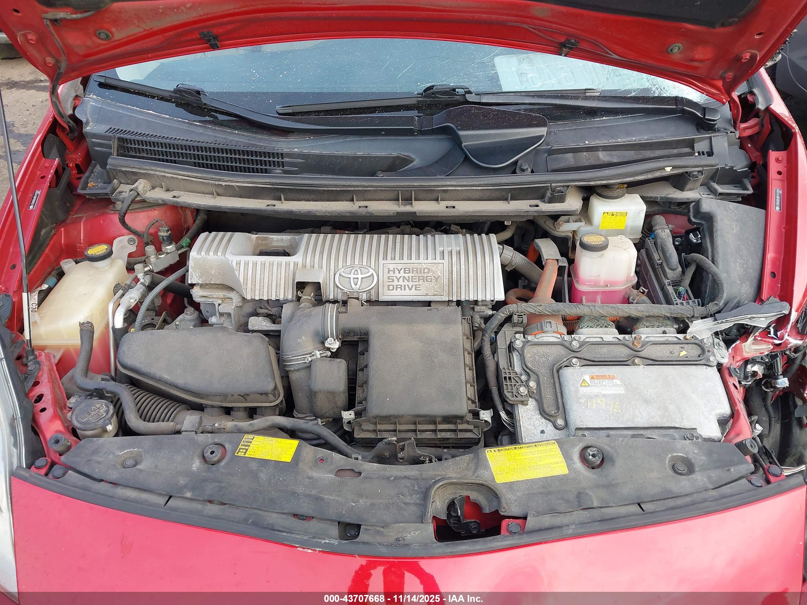 TOYOTA PRIUS image 10