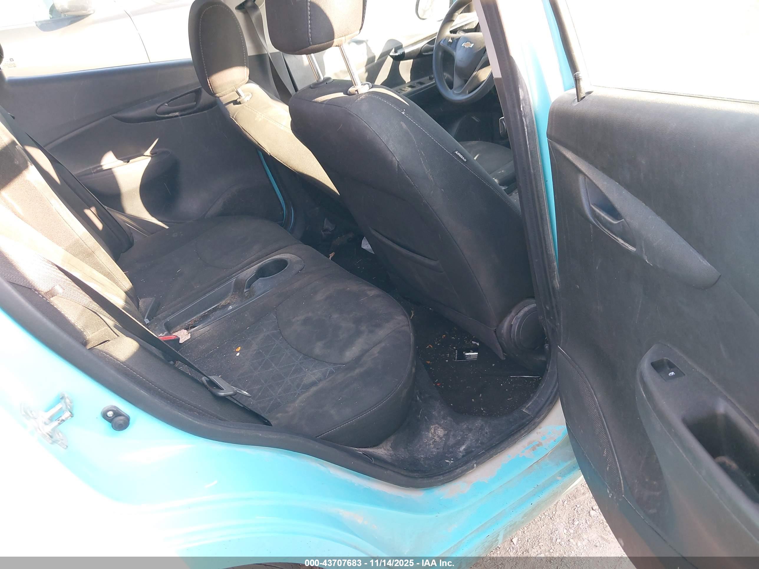 CHEVROLET SPARK image 8