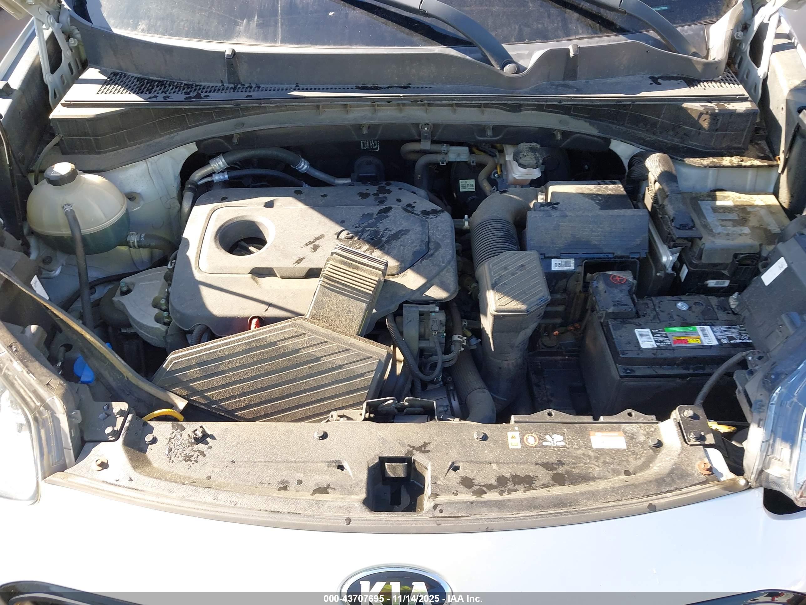 KIA SPORTAGE image 10