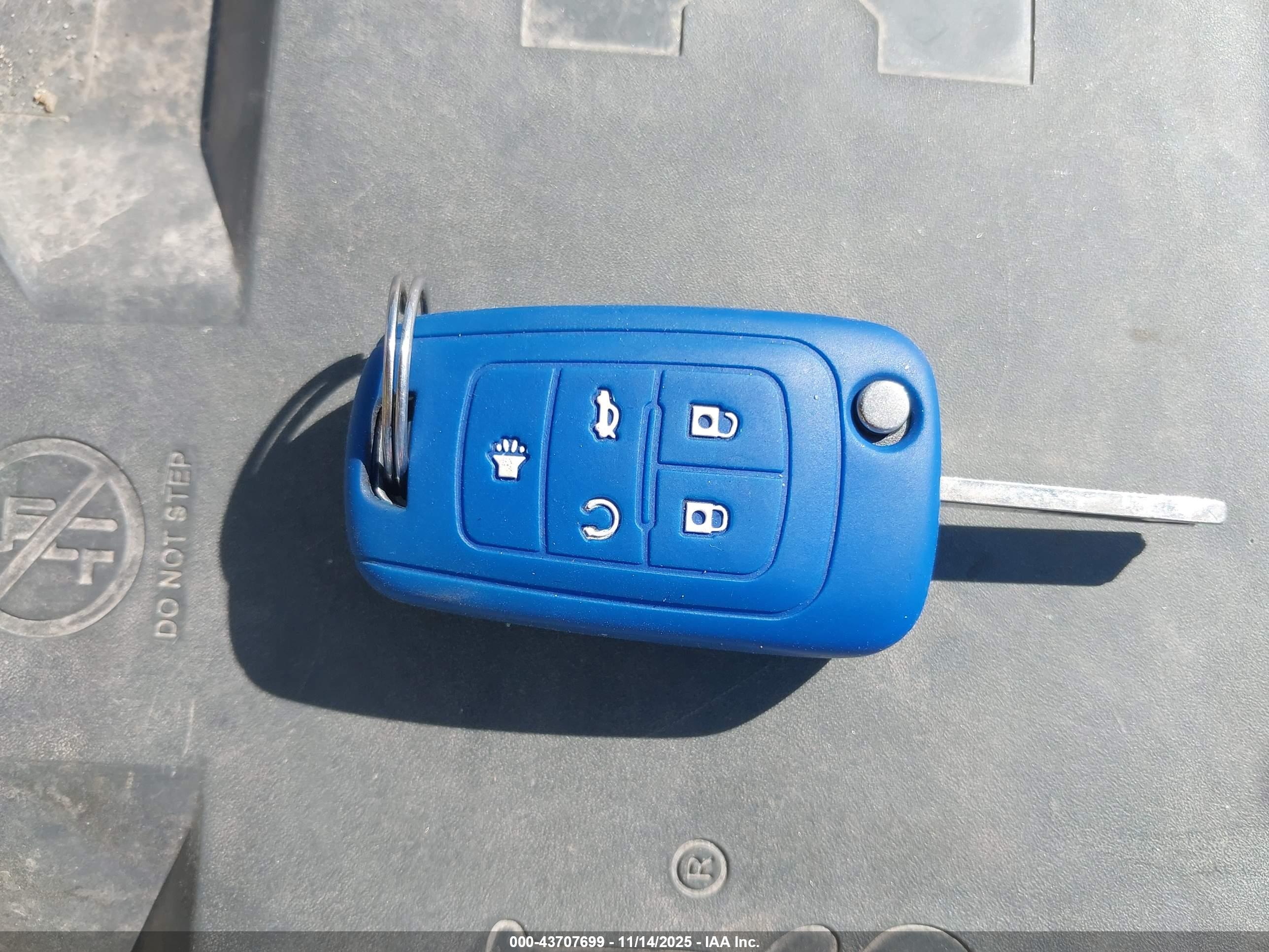 BUICK LACROSSE image 11