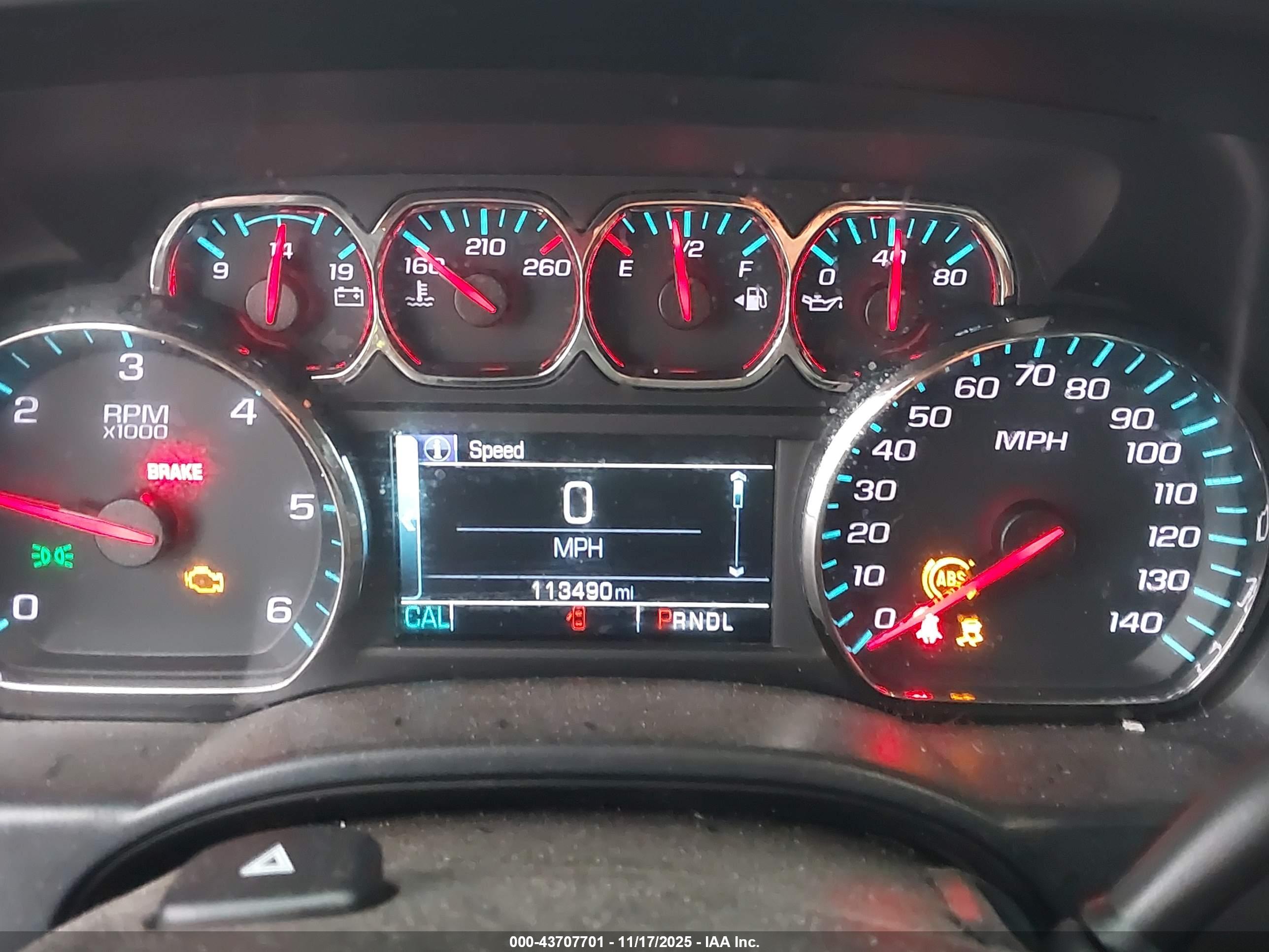 CHEVROLET SILVERADO image 7